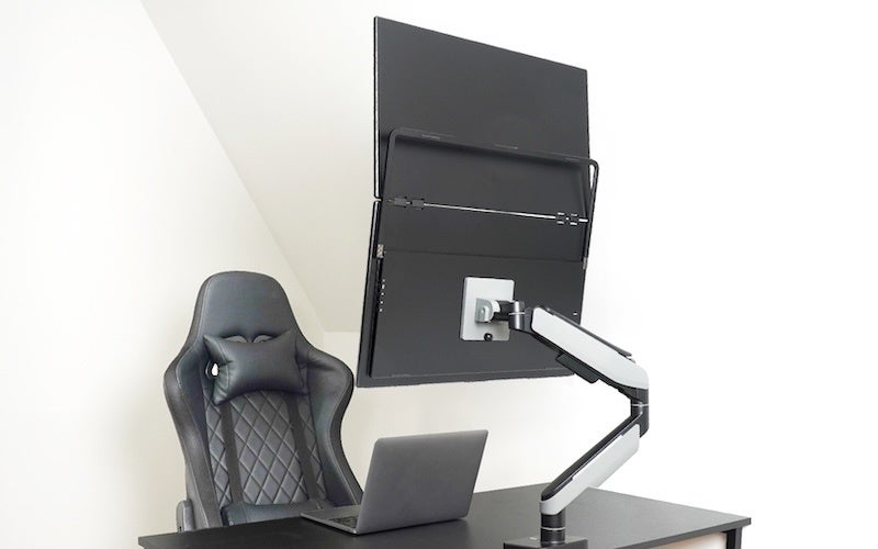 1台で大画面を2画面拡張できる大型デュアルモニターの高画質モデル