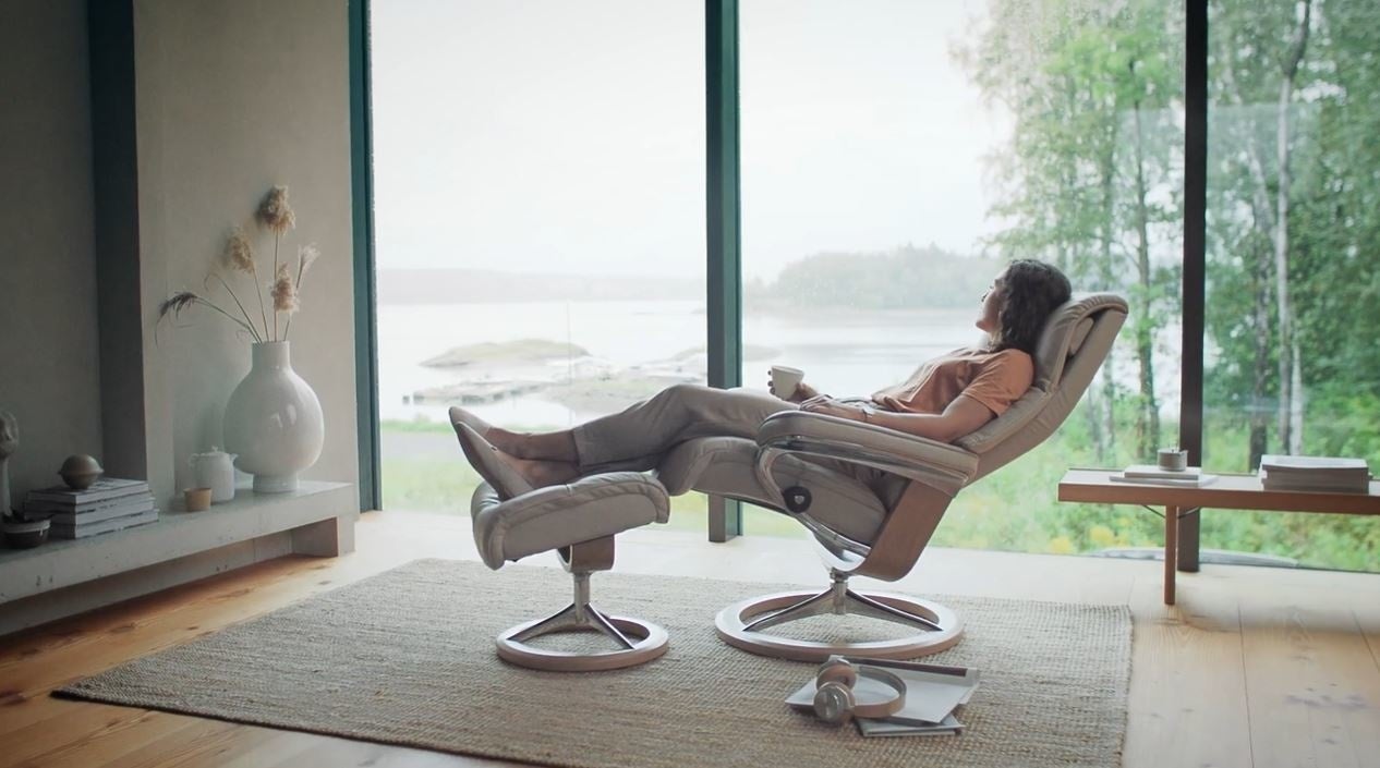 エコーネス】創立80周年記念 ストレスレス®新作ラウンジチェアが発売に