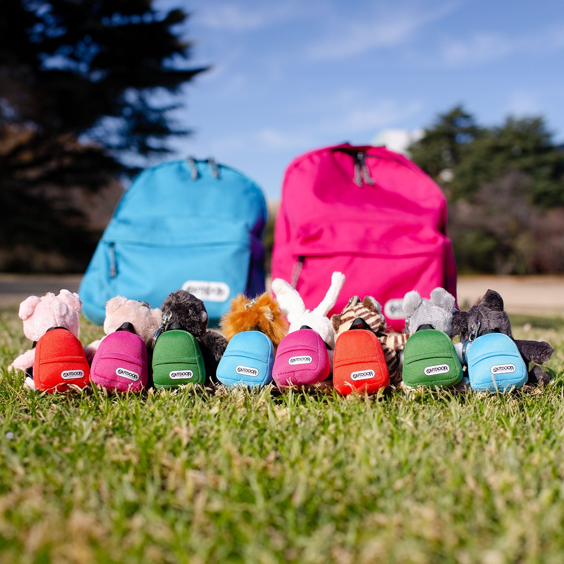 OUTDOOR PRODUCTS®×NICI コラボぬいぐるみキーホルダーが登場！ | 株式