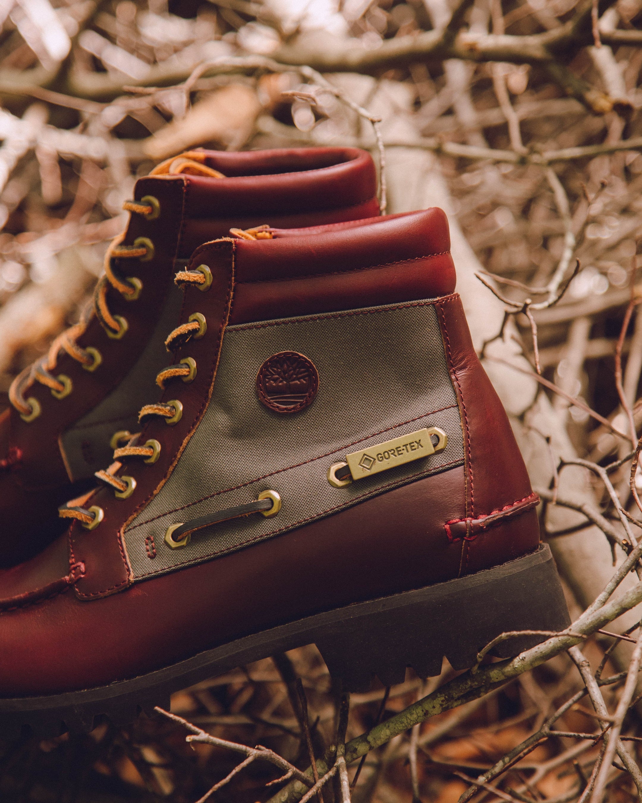 90年代の名作モカシンブーツ「7 EYE CLASSIC LUG」がついに復刻 | VF