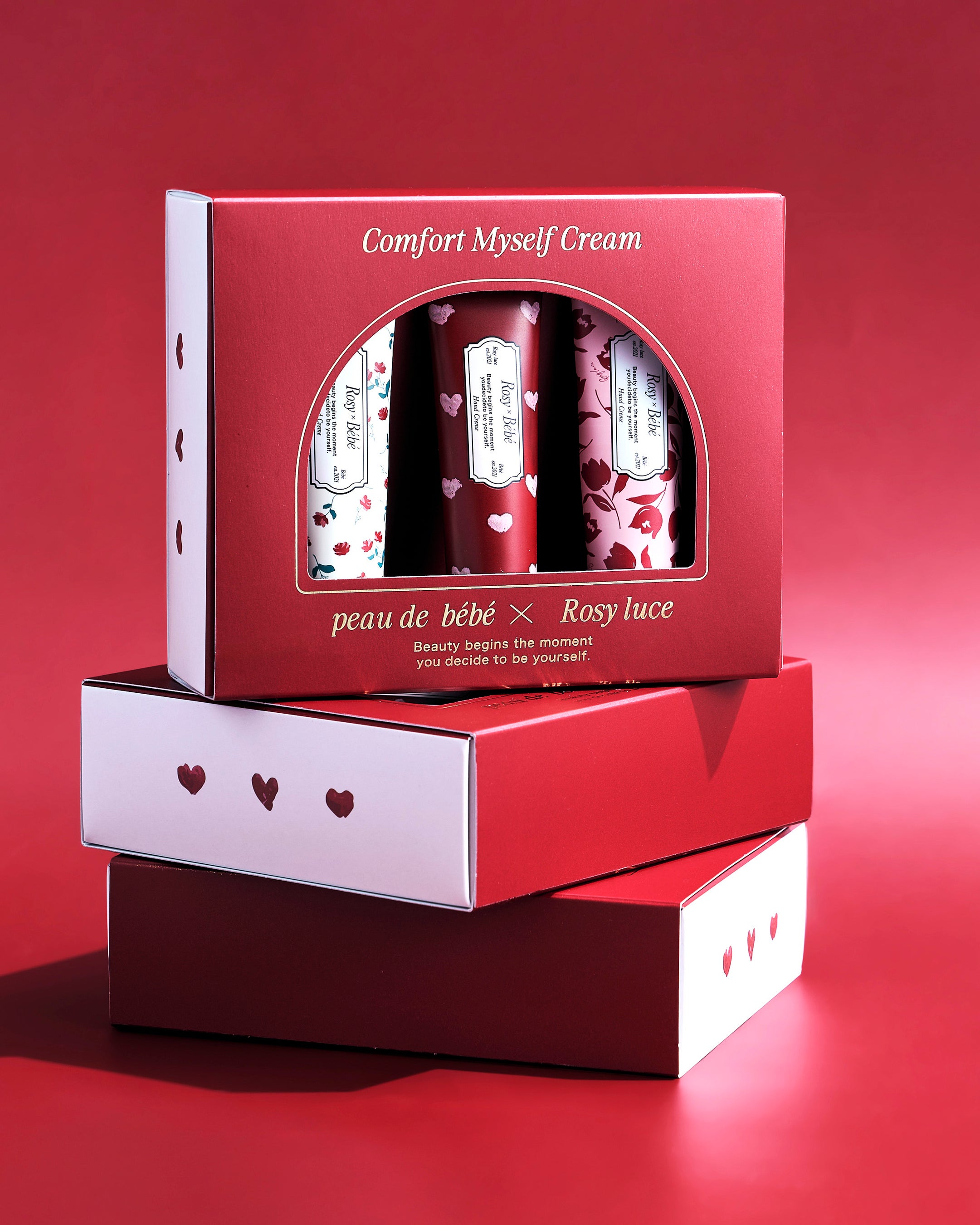 板野友美がディレクターを務める2つのブランドが【初コラボレーション