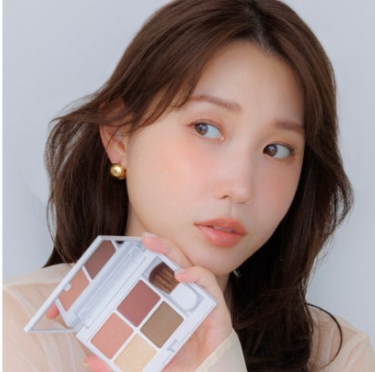 Enamor（エナモル）】骨格の美しさを際立たせる、血色小顔パレット