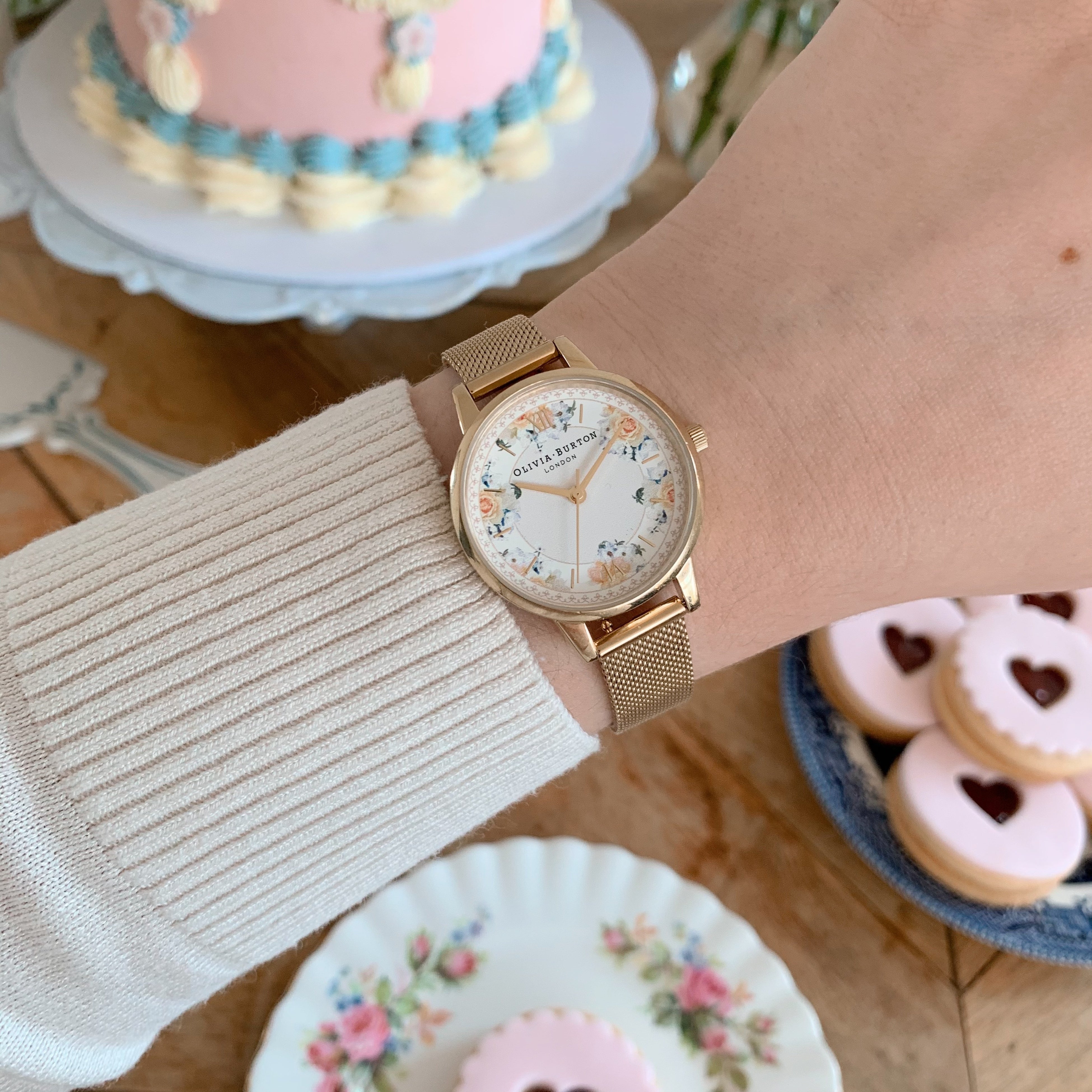 オリビア・バートン（OLIVIA BURTON）- 腕時計とフレーバードティーの