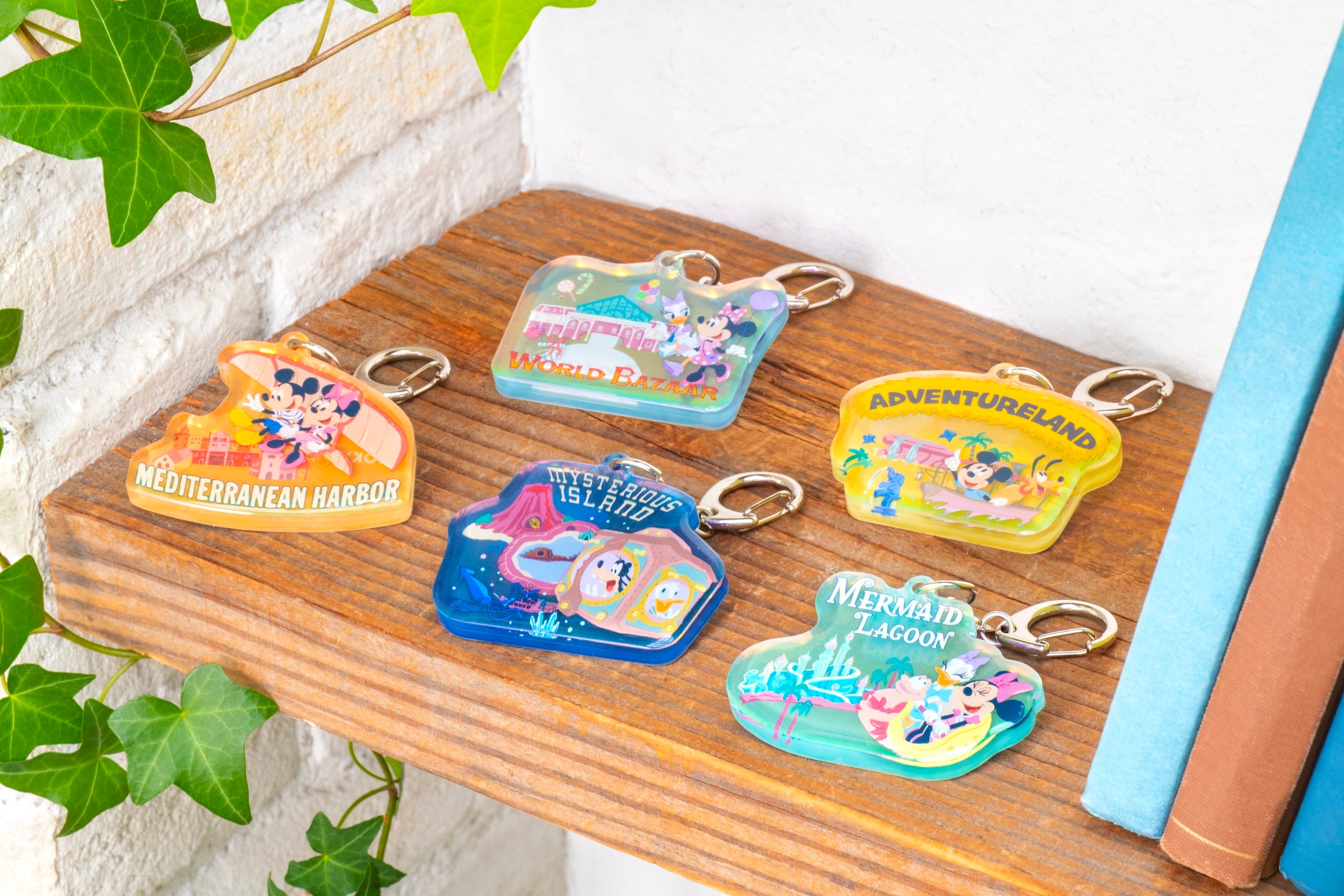 東京ディズニーリゾート（R）のパークのマップをモチーフにしたグッズ