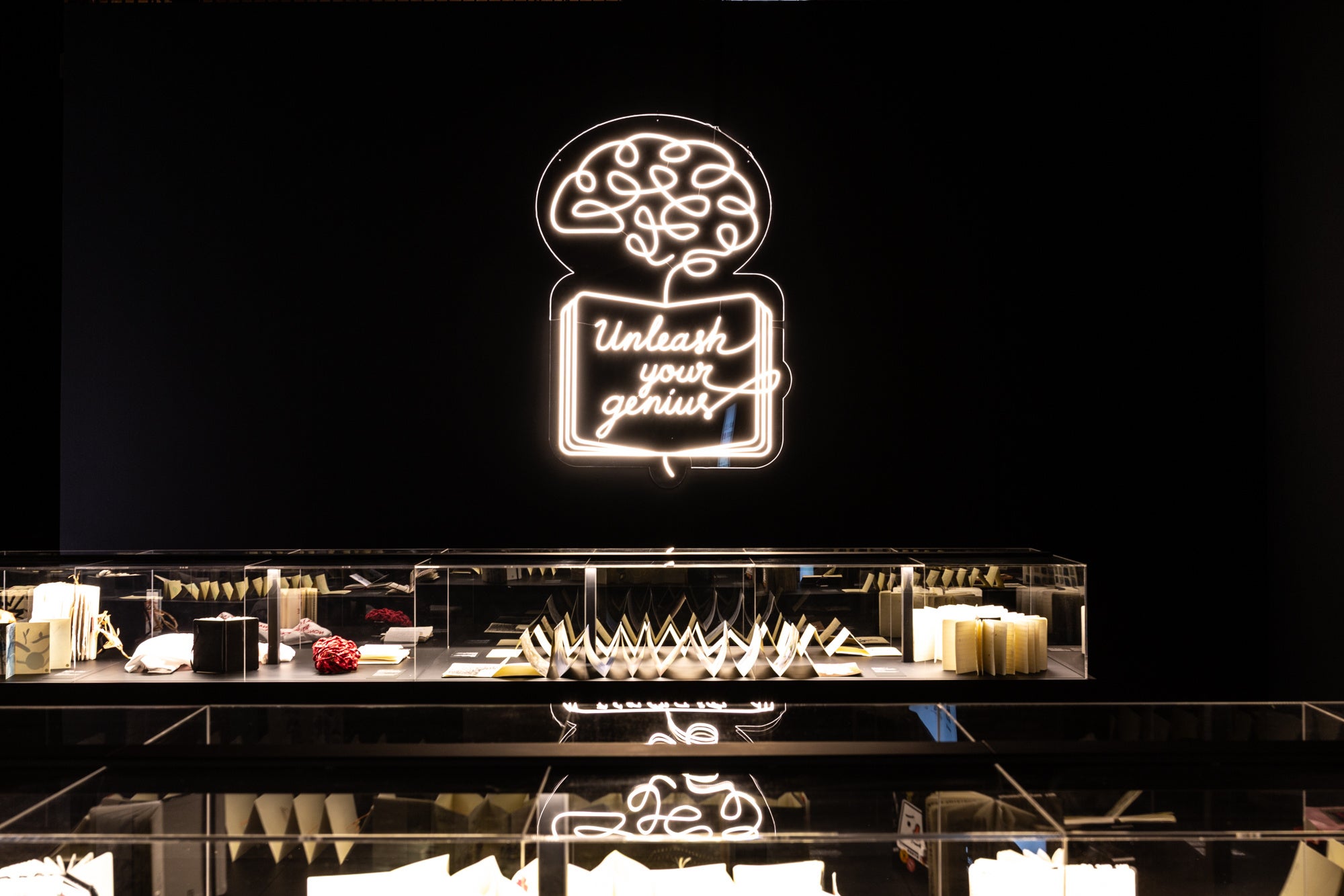 モレスキンとモレスキン財団による世界巡回展『Detour Osaka』が2025