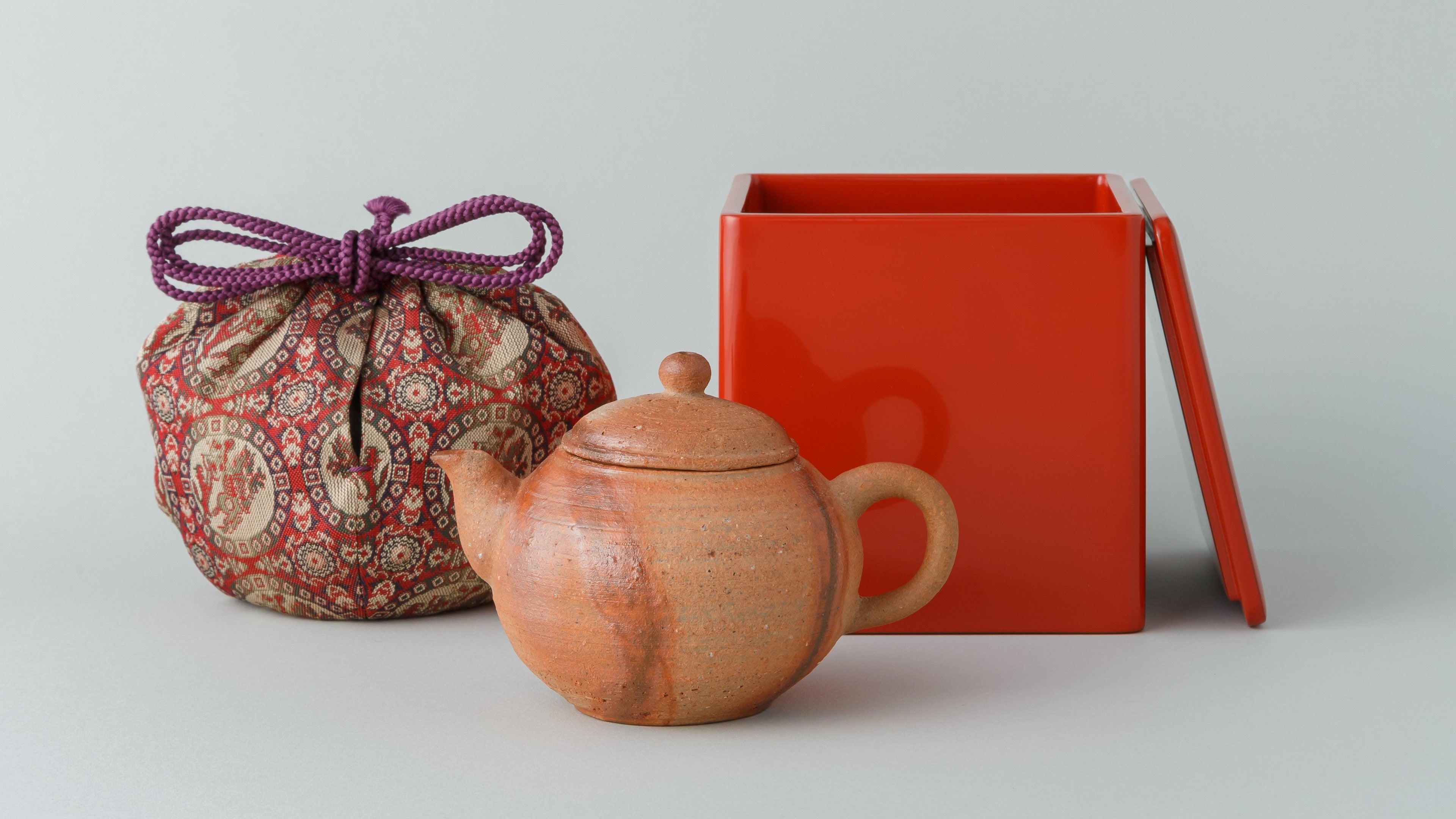 中国茶 × 日本工芸 「小茶箱」 | 株式会社東山堂のプレスリリース