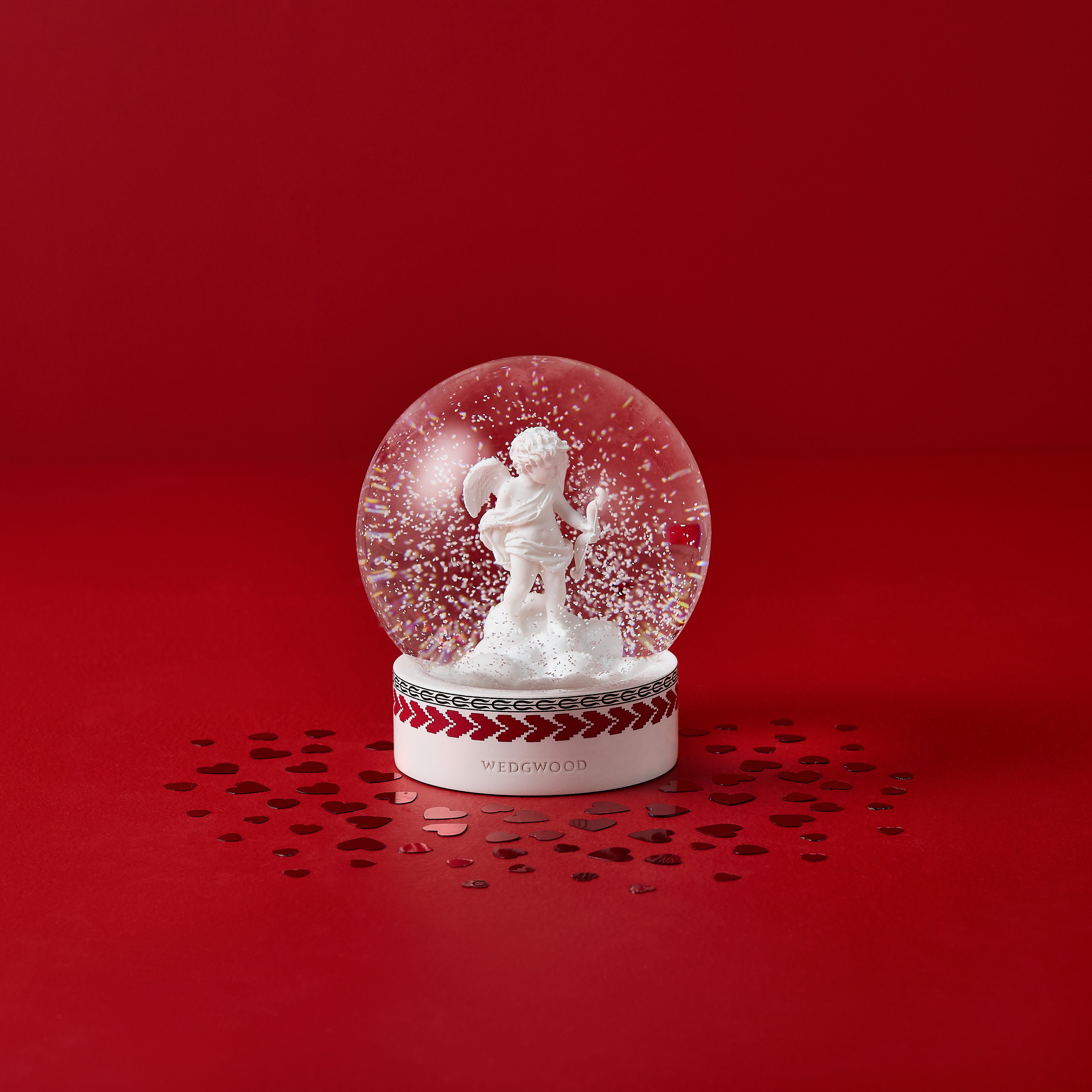 ウェッジウッド】「ハート＆スノーグローブ」新登場（数量限定