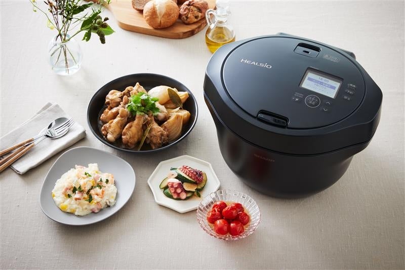 水なし自動調理鍋「ヘルシオ ホットクック」のウェブCMを公開