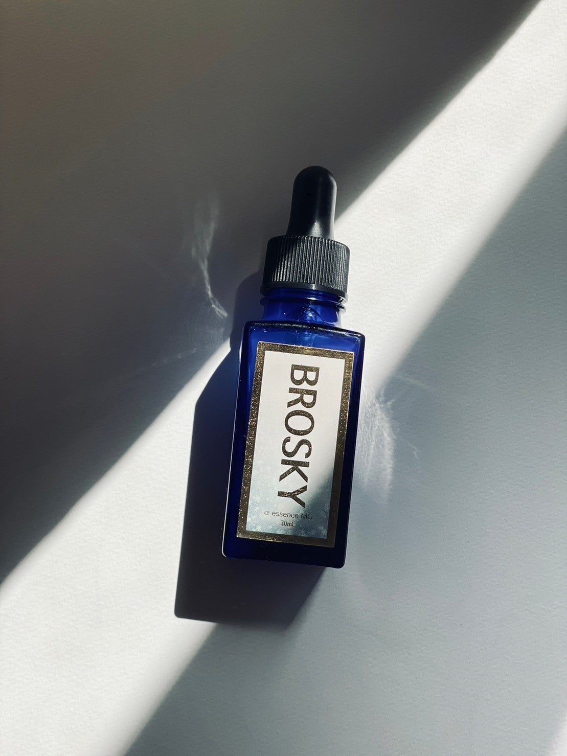 BROSKYスキンケアより 