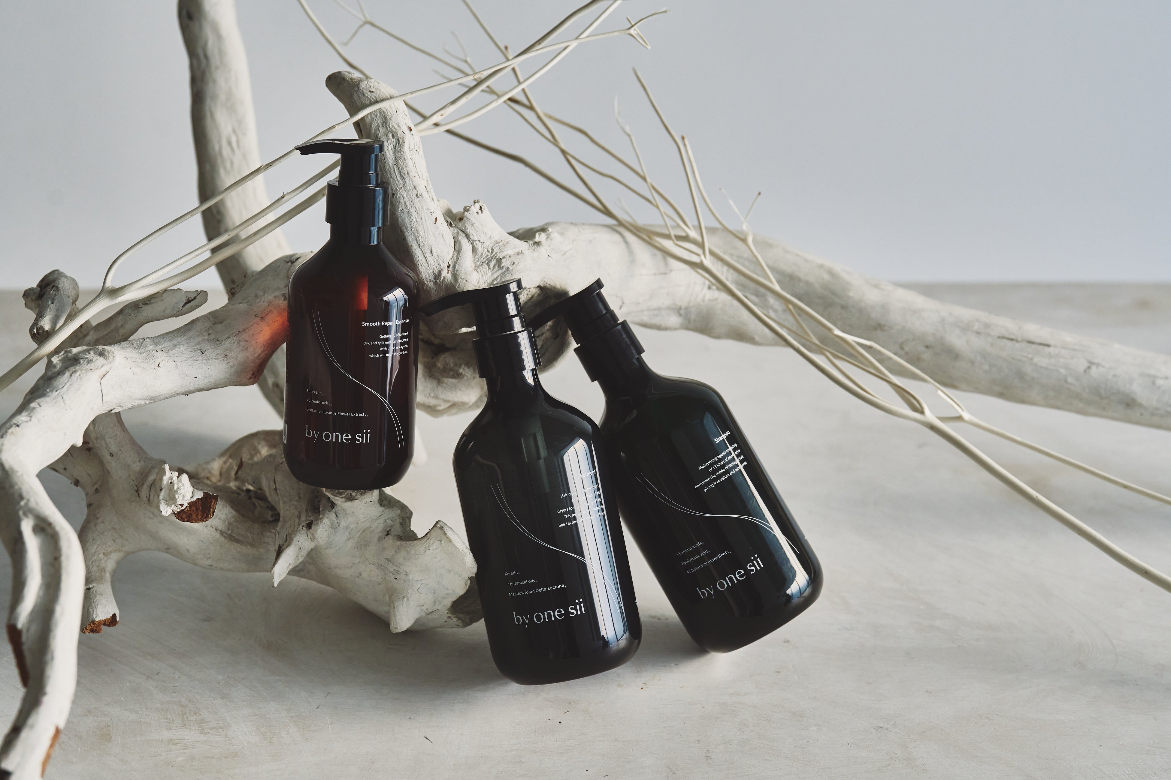 シャンプーに混ぜて使う」話題の美容液「by one sii」、全国のロフトと