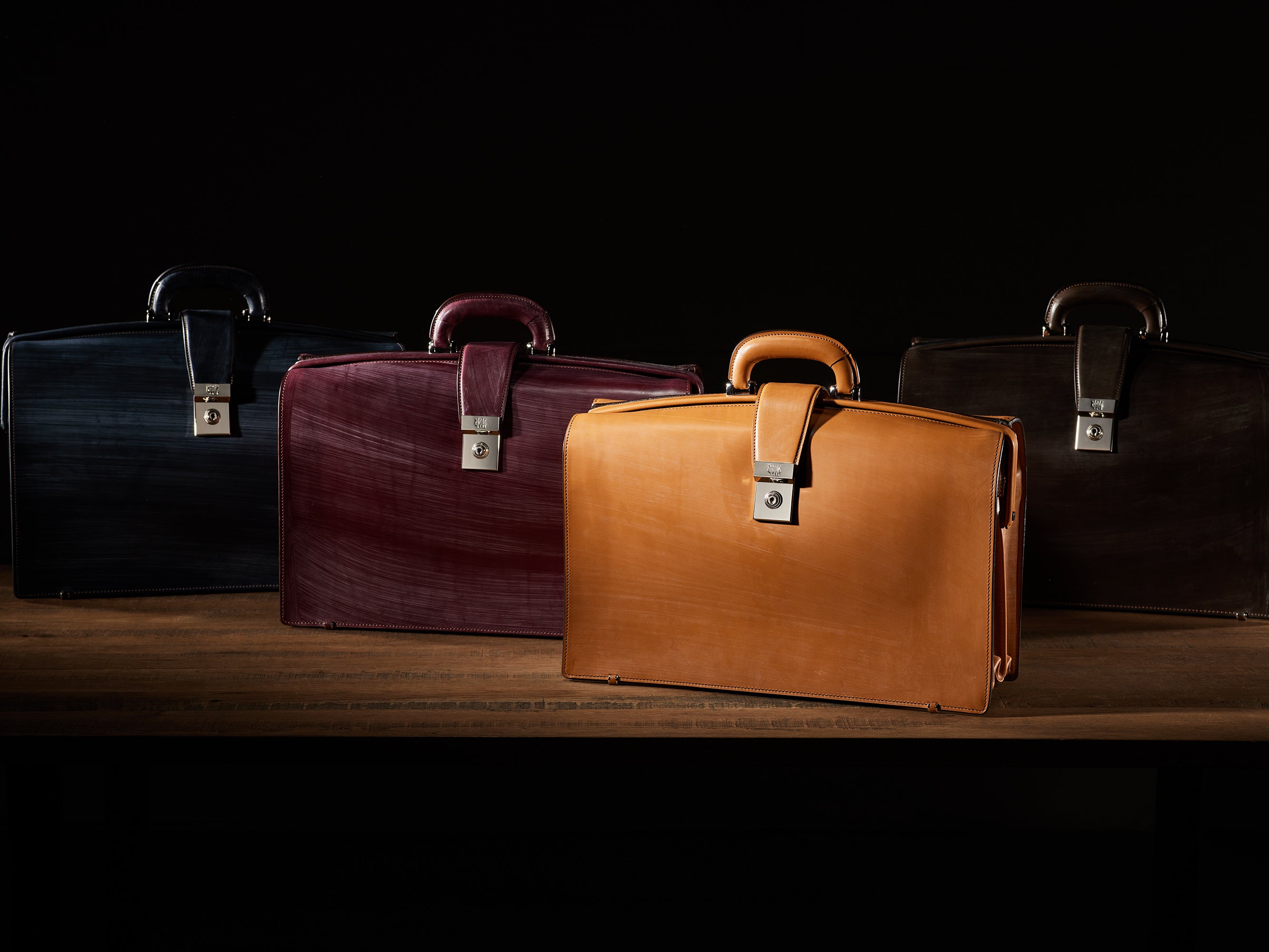 ココマイスター】オークバークのダレスバッグが本日再販売。 | ココ