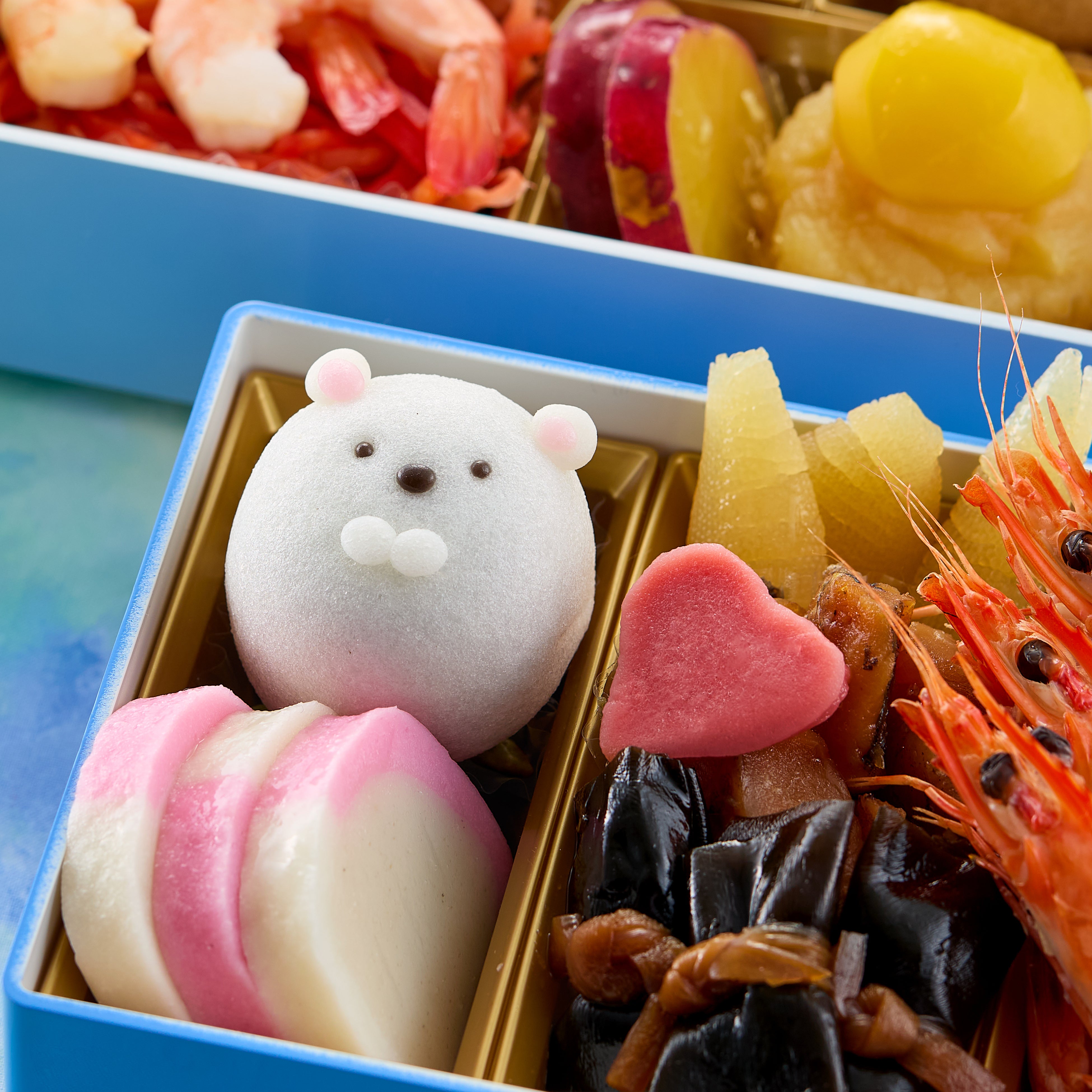 すみっコぐらし」のキャラクターおせちがベルメゾンネットで発売