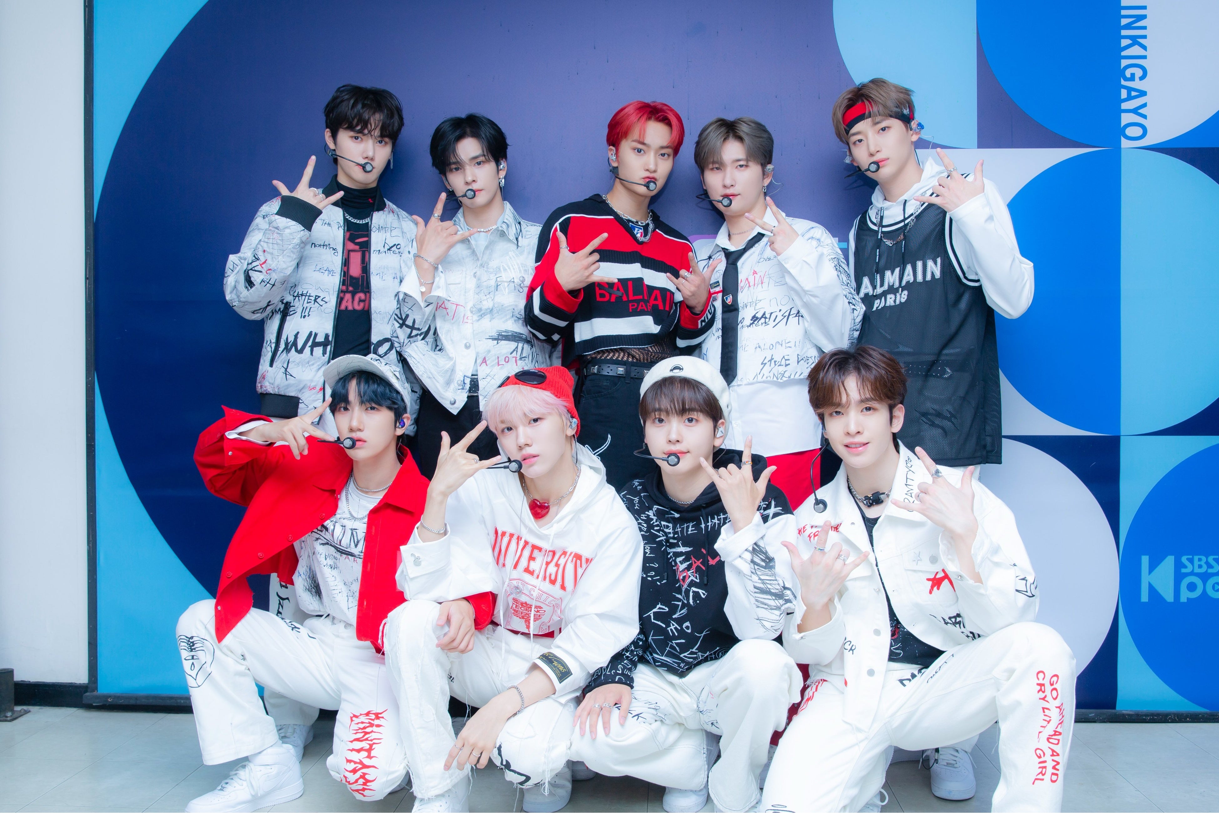 SBS人気歌謡＞NCT 127が約1年振り2曲のカムバックステージを披露