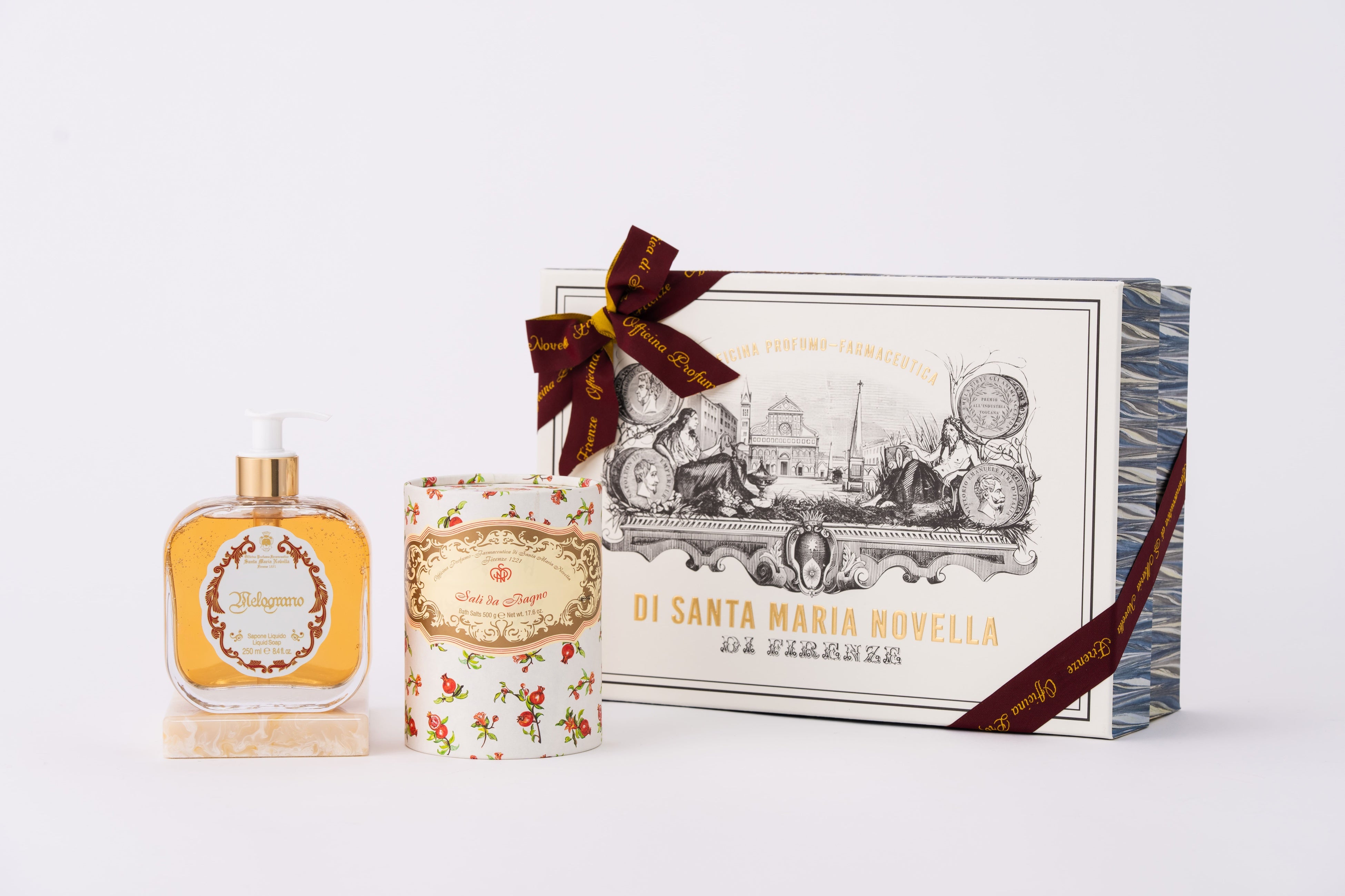 世界最古の薬局” サンタ・マリア・ノヴェッラによる新しい門出を香りで