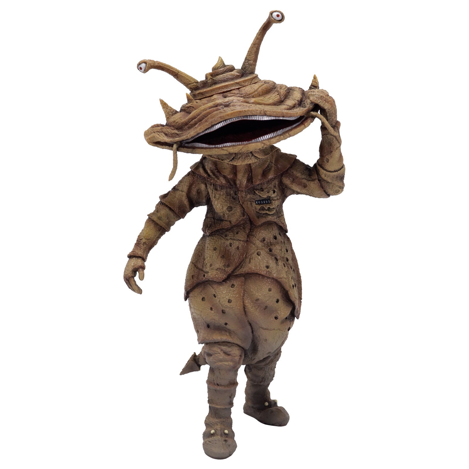 ウルトラQ』に登場する人気怪獣『カネゴン』が、完全新規造形のハイ