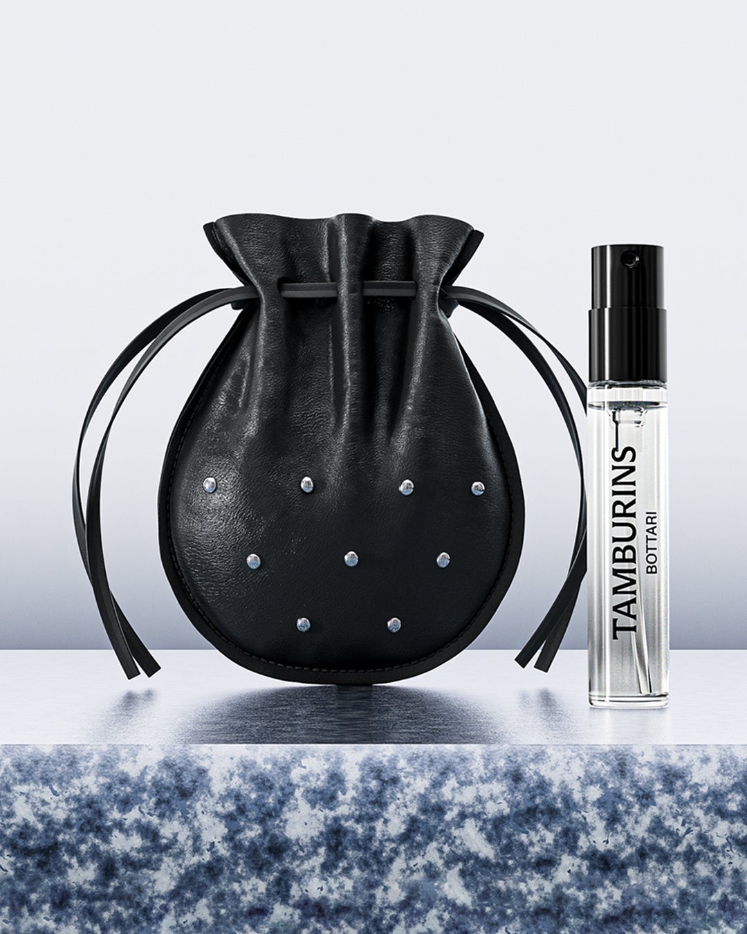 TAMBURINS キノコの胞子の爆発的な生命力を込めた新作コレクション