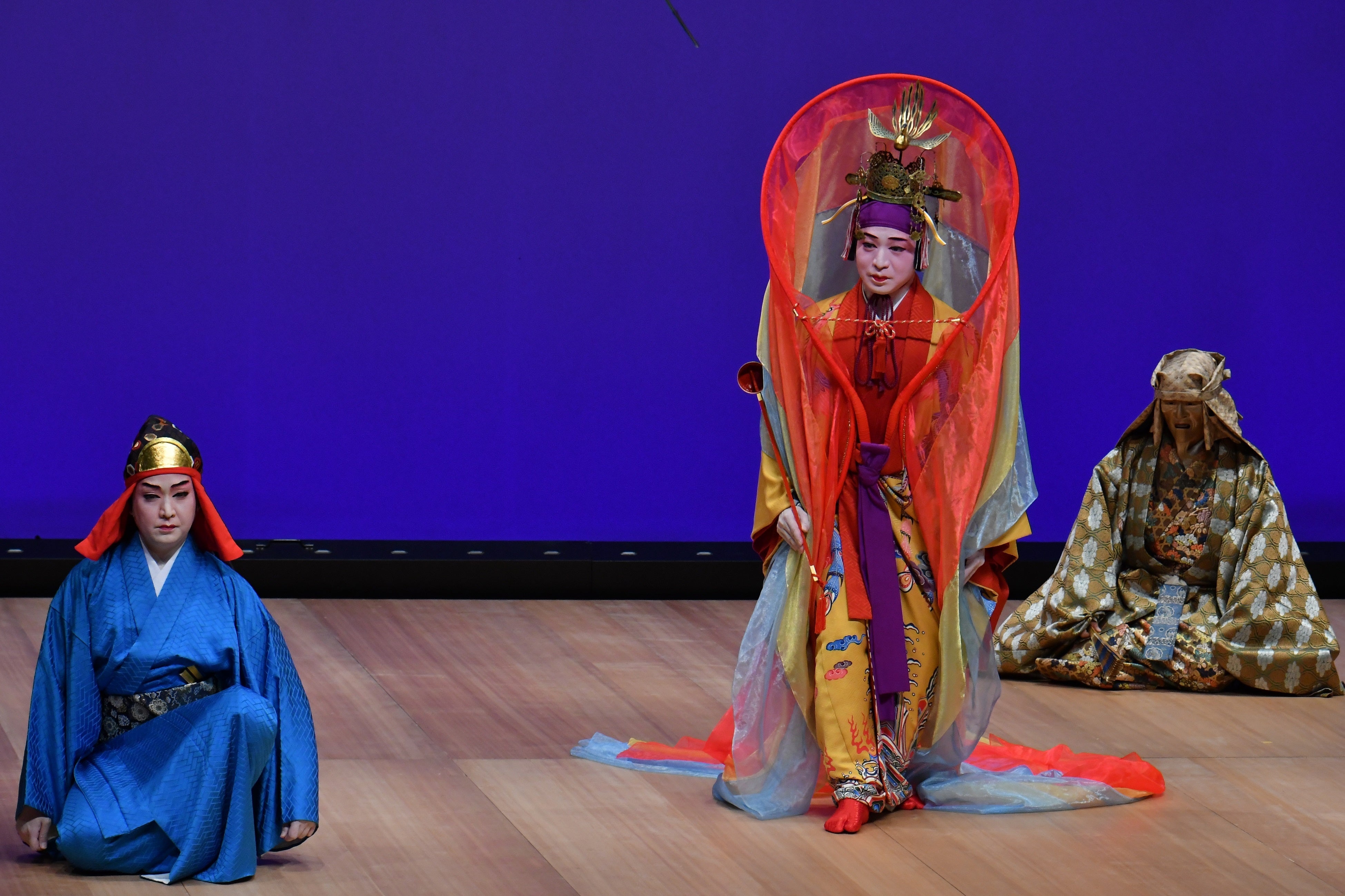 琉球歌舞劇「組踊」と能楽のコラボレーション 首里城の復興を祈る創作