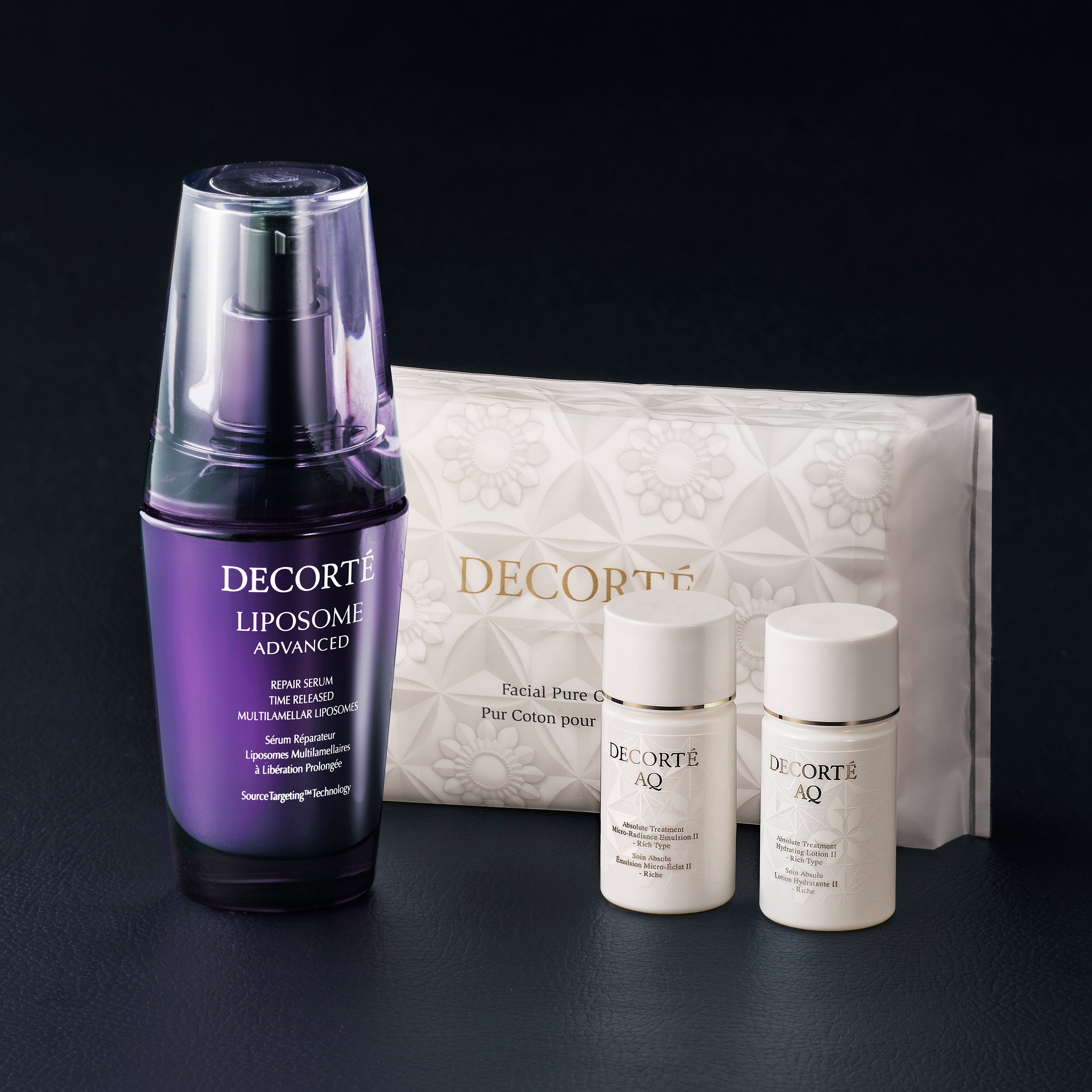 阪神梅田本店】「コスメデコルテ」が、美容液の広告に2024年も大谷翔平