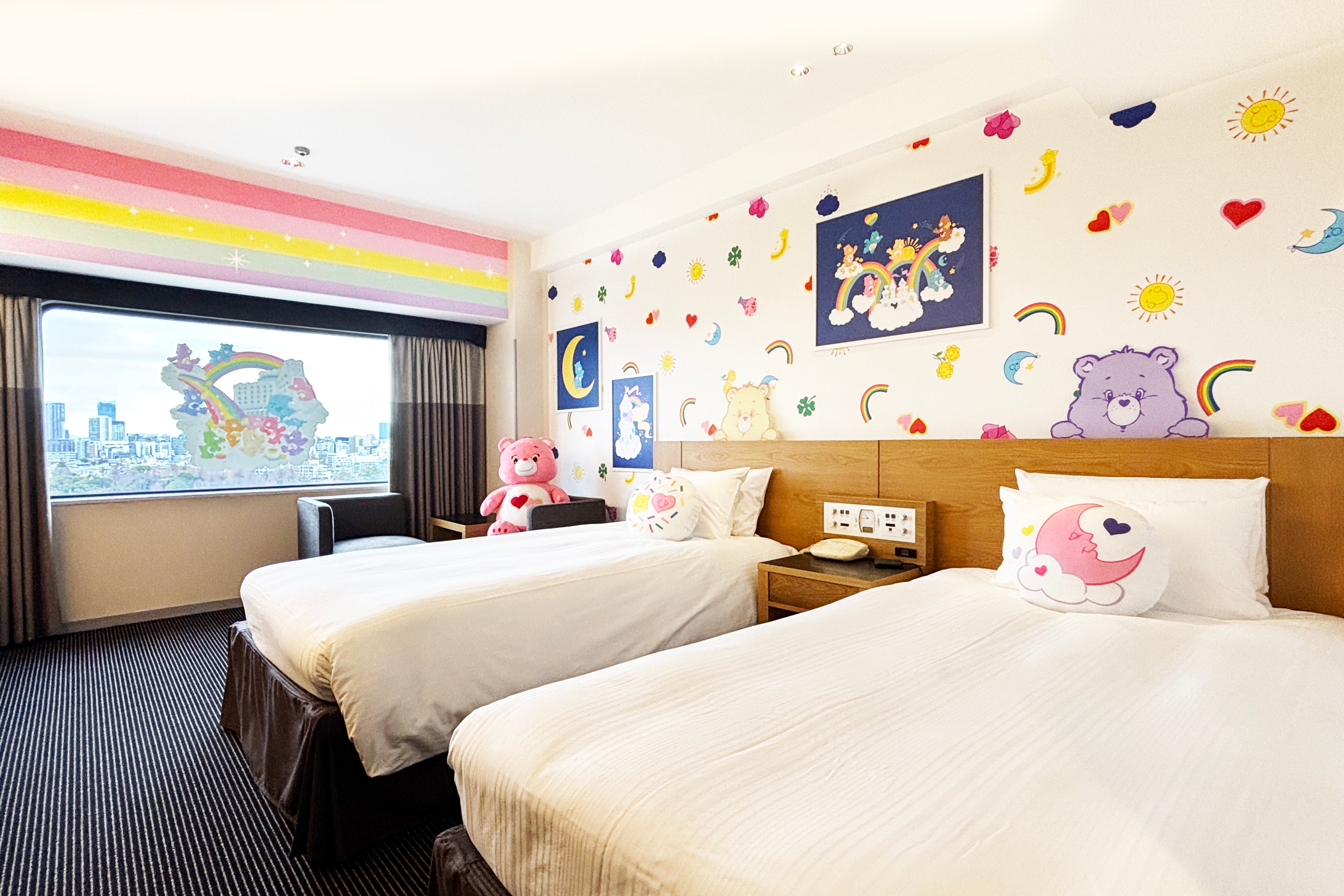 GW後半戦や夏休みの“推し活”に！ケアベアコラボルーム延長決定