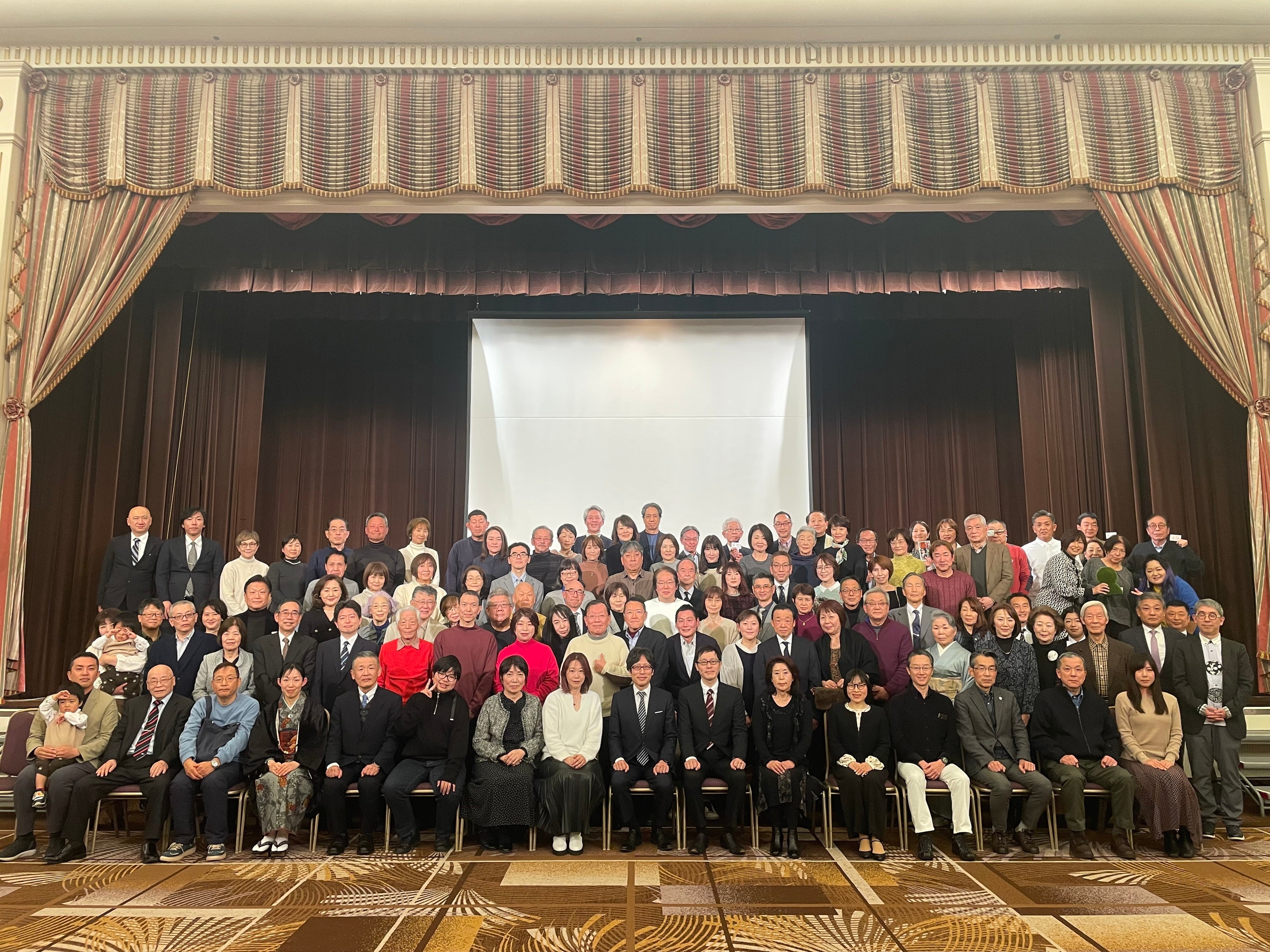 大阪メモリアルパーク竹田式古墳墓「第一回 古墳同窓会」を開催 〜ご