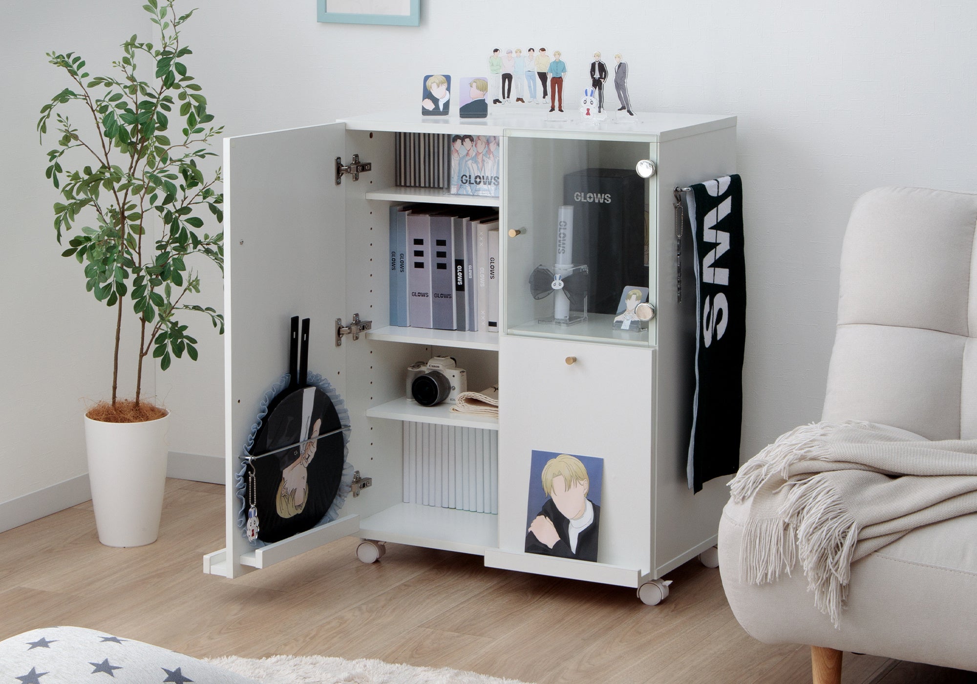 推し活に新提案！ペンライトを“飾って守る”アクリル収納ケース