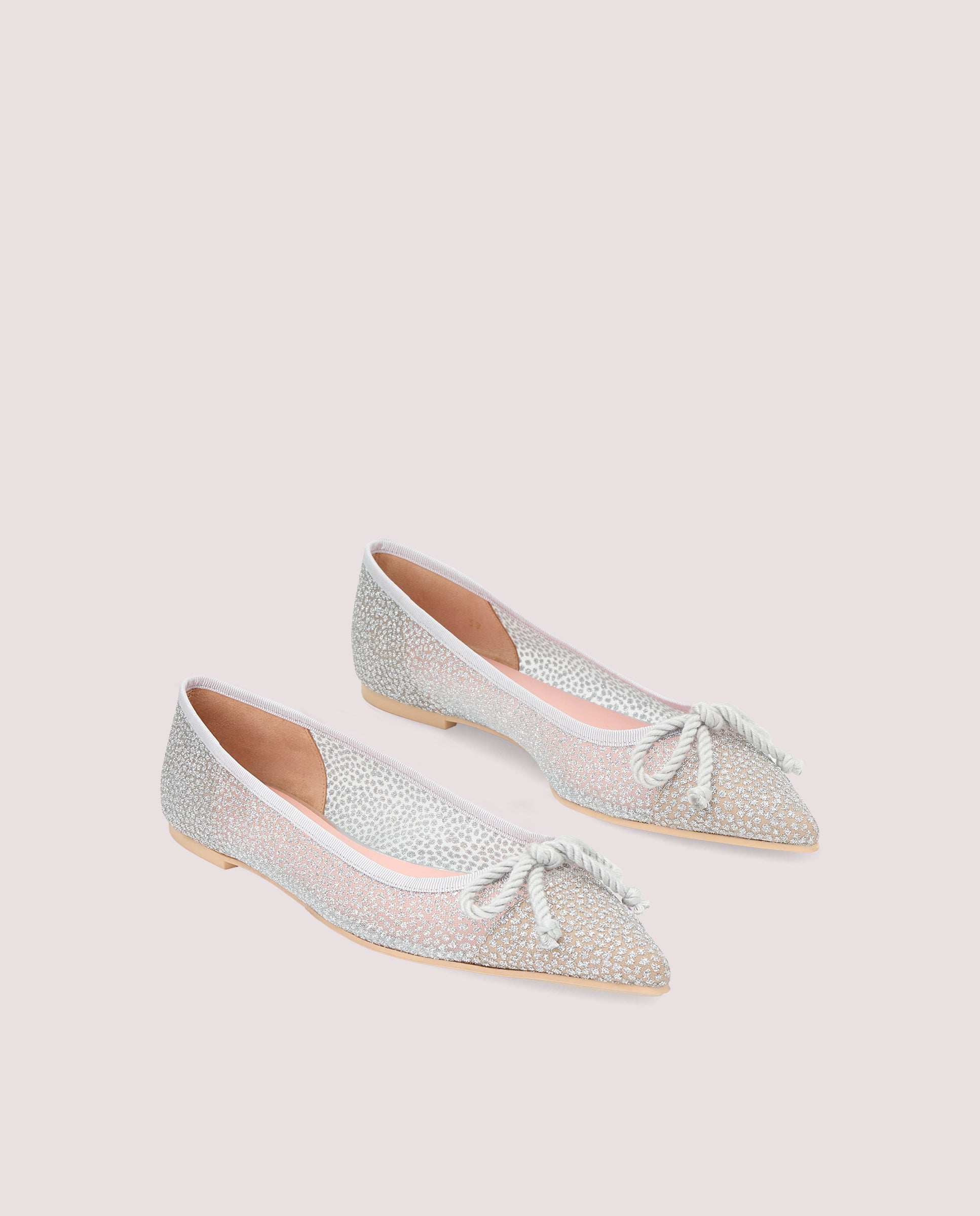 Pretty Ballerinas（プリティ・バレリーナ）は、2025年春夏