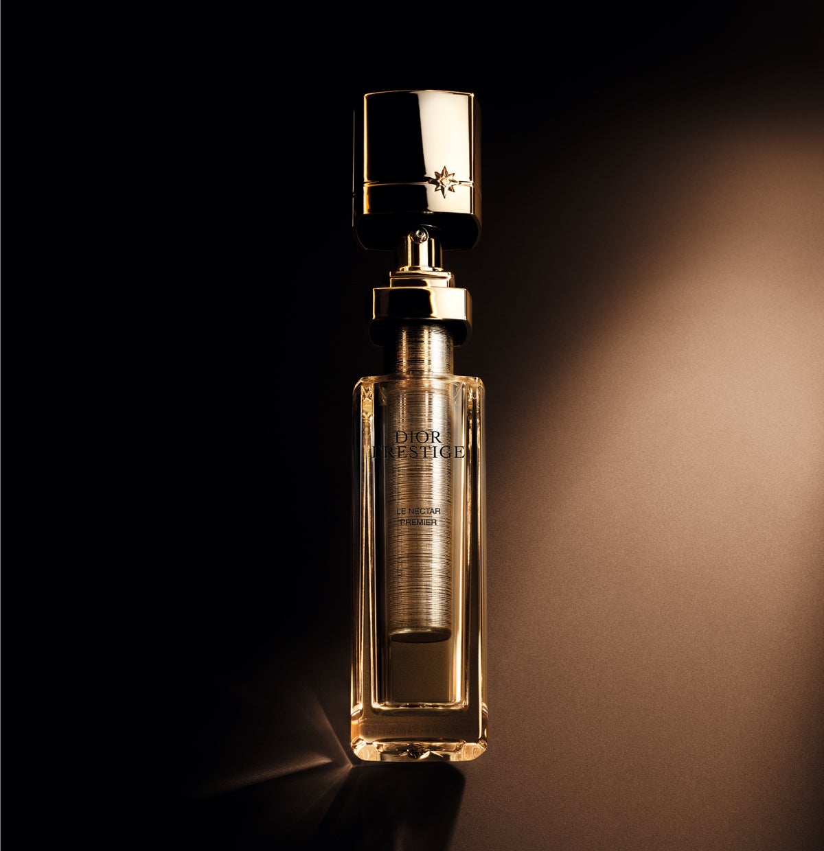 新たなる贅の至福ウルトラ プレミアム美容液「プレステージ ル