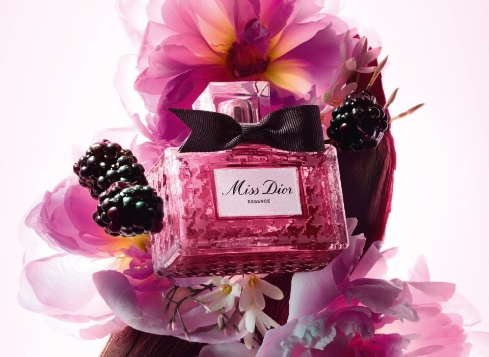 自由をつかむ、香りのマニフェスト、ミス ディオール エッセンス誕生