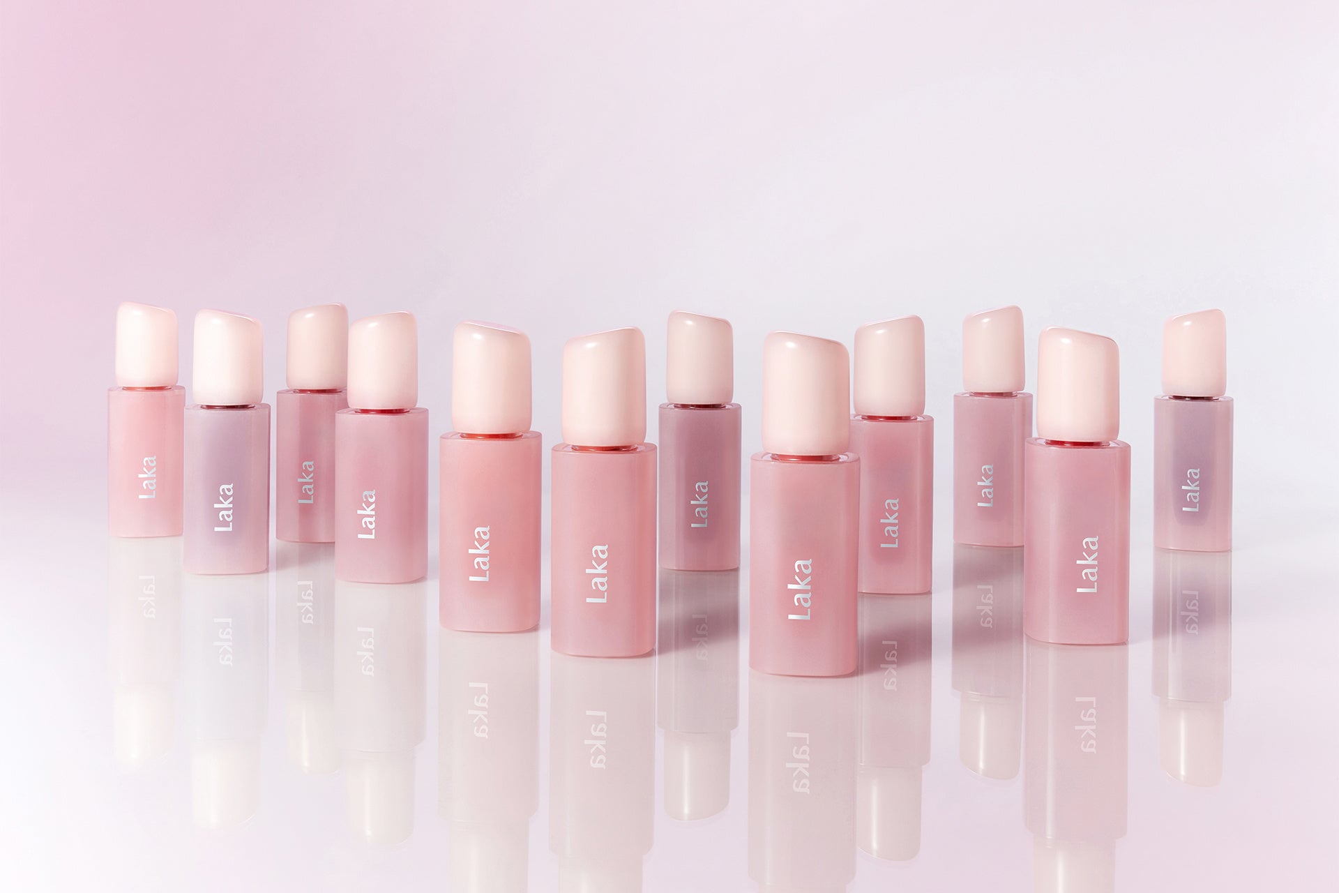 Laka】より、ぷっくりとボリューム*¹のある唇を演出する新商品「ラカ