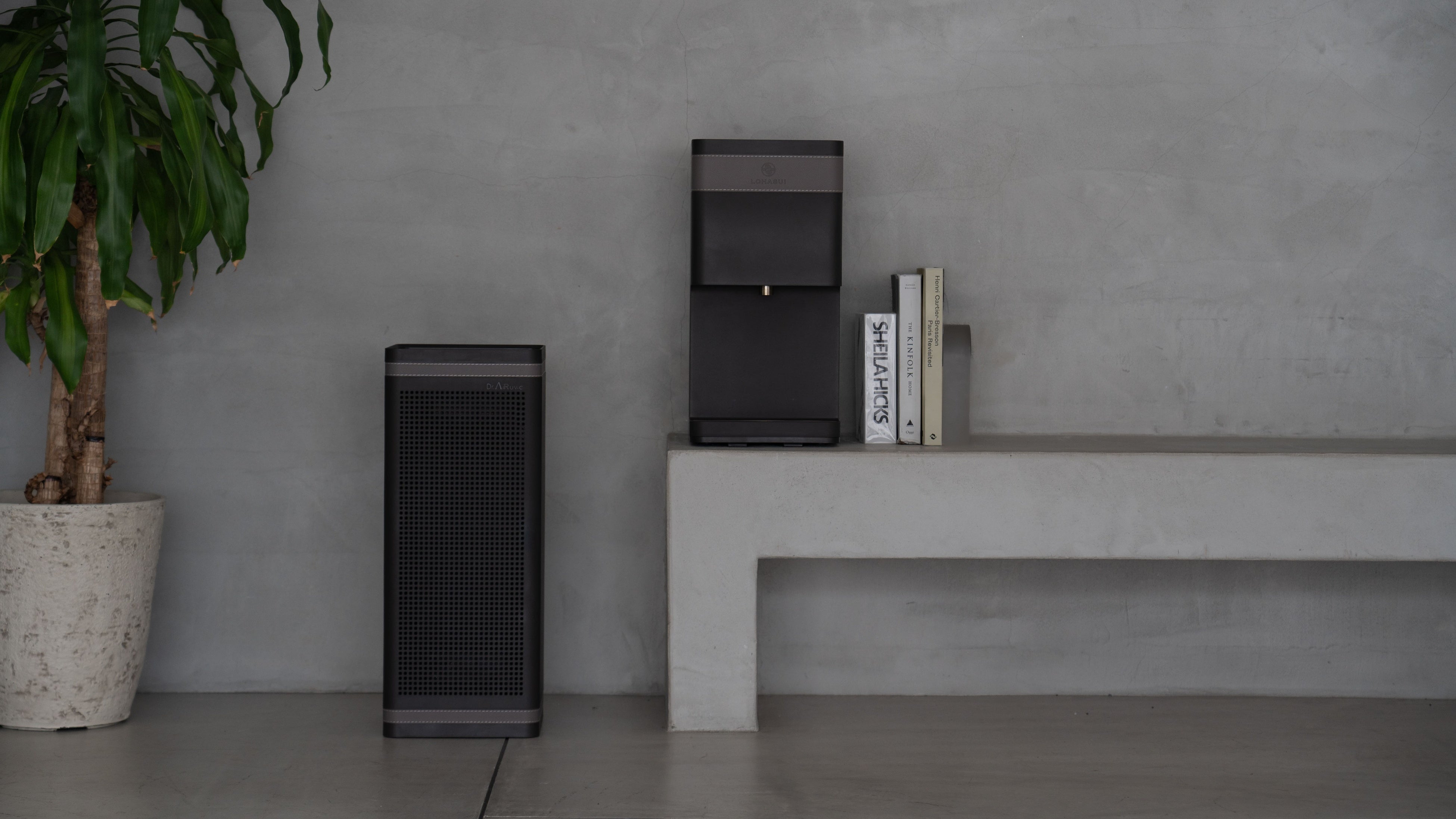 開発ストーリー】世界初！水と空気を同時にきれいにするインテリア