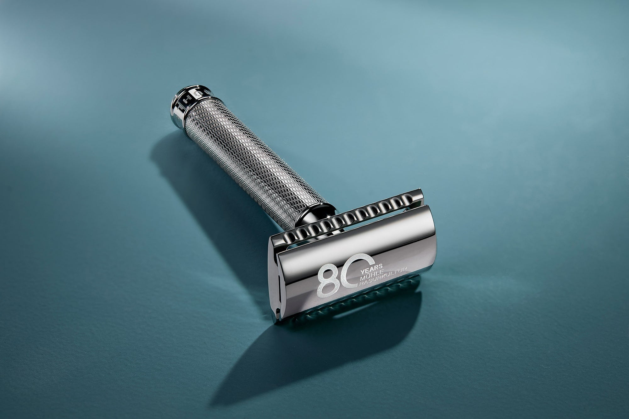 ミューレ80周年】ドイツの技巧が光る、一生モノの輝き。R89特別記念