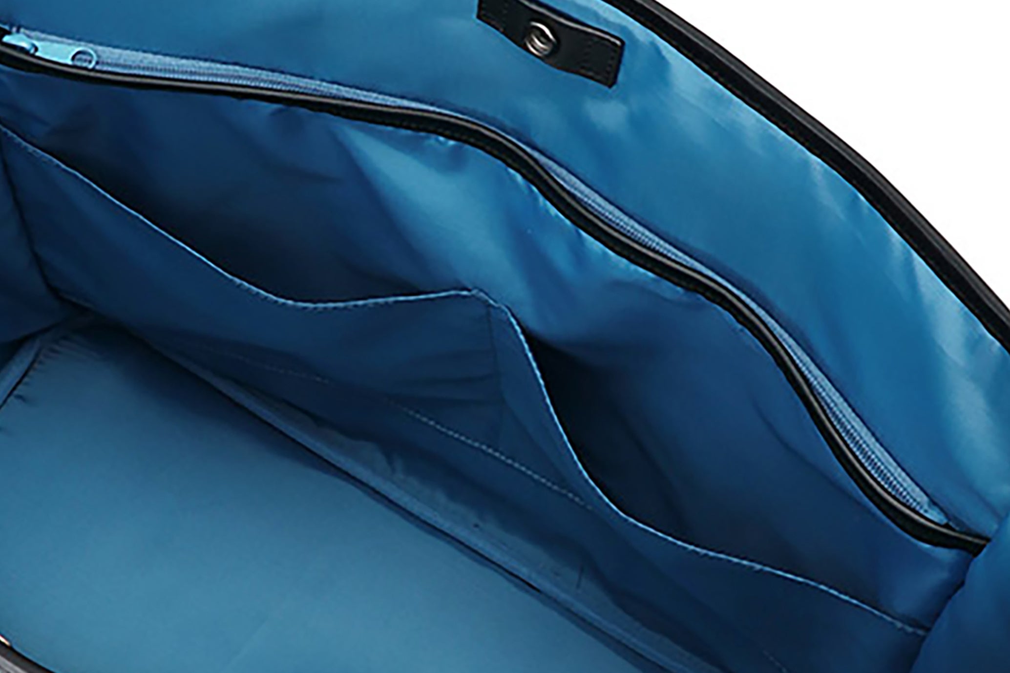 プロサッカー三笘薫選手が監修！「ZERO HALLIBURTON for ANA」シリーズ