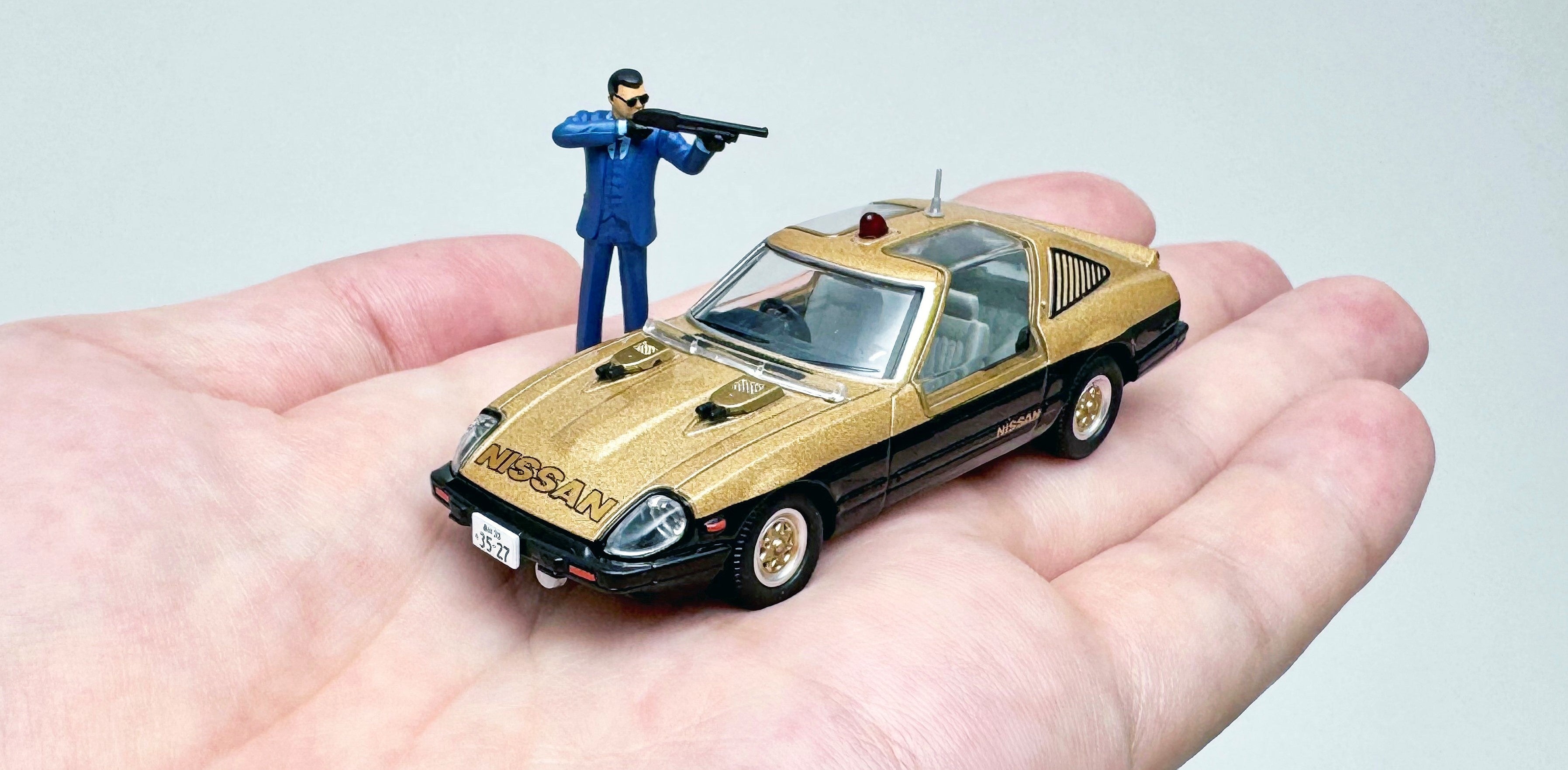 あの名シーンを手のひらで！『西部警察』のスーパーZとガゼールが