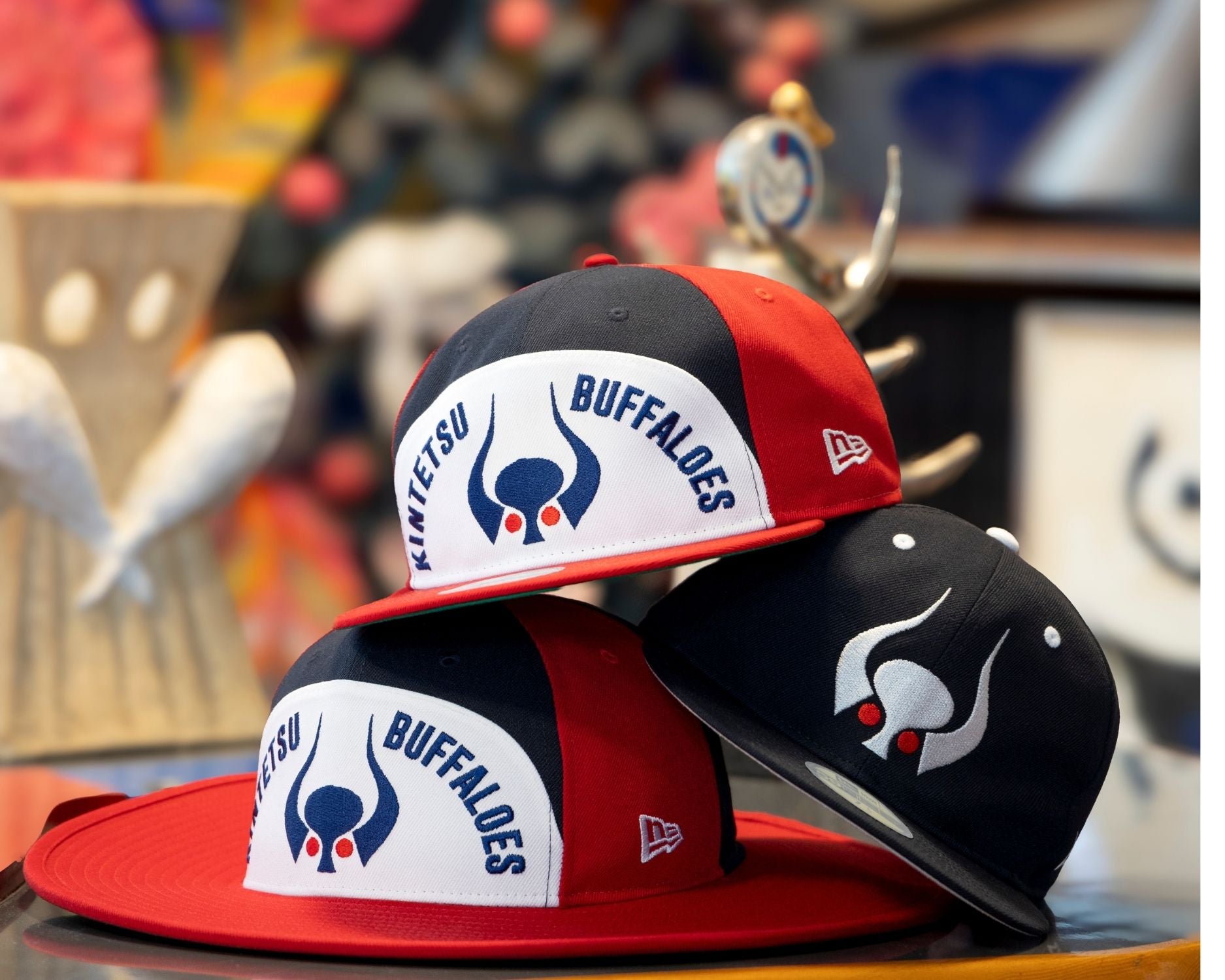 ニューエラ】日本を代表する芸術家、岡本太郎との新作として、大阪近鉄