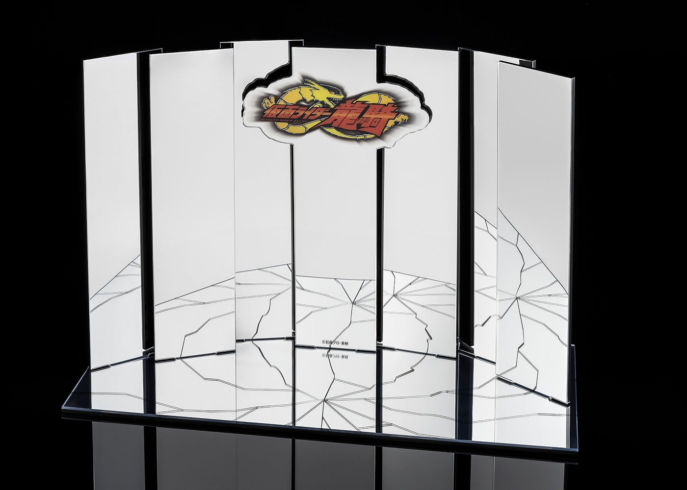 S.H.Figuarts（真骨彫製法）仮面ライダー龍騎発売記念 仮面ライダー龍