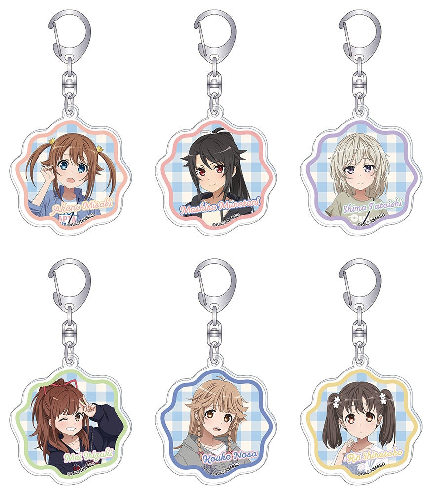 おでかけスタイルの明乃やましろたちとお揃いのパーカーやTシャツが