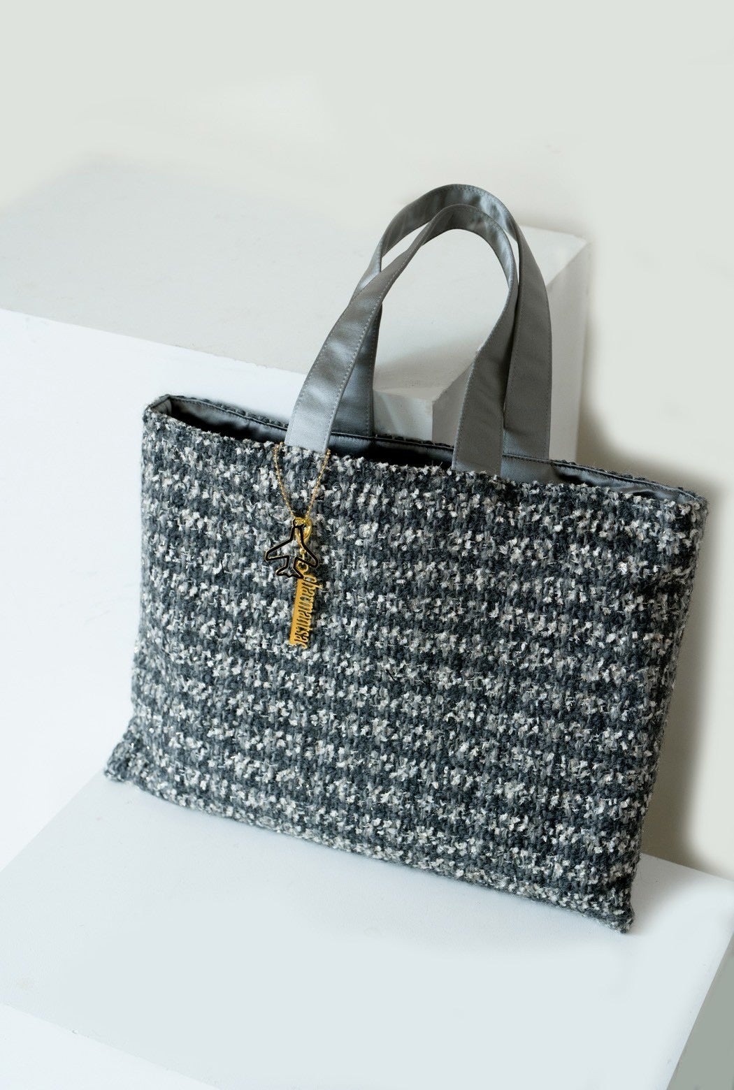JAL SHOP限定＜シャルマントサック＞ツイードトートバッグが登場：東京