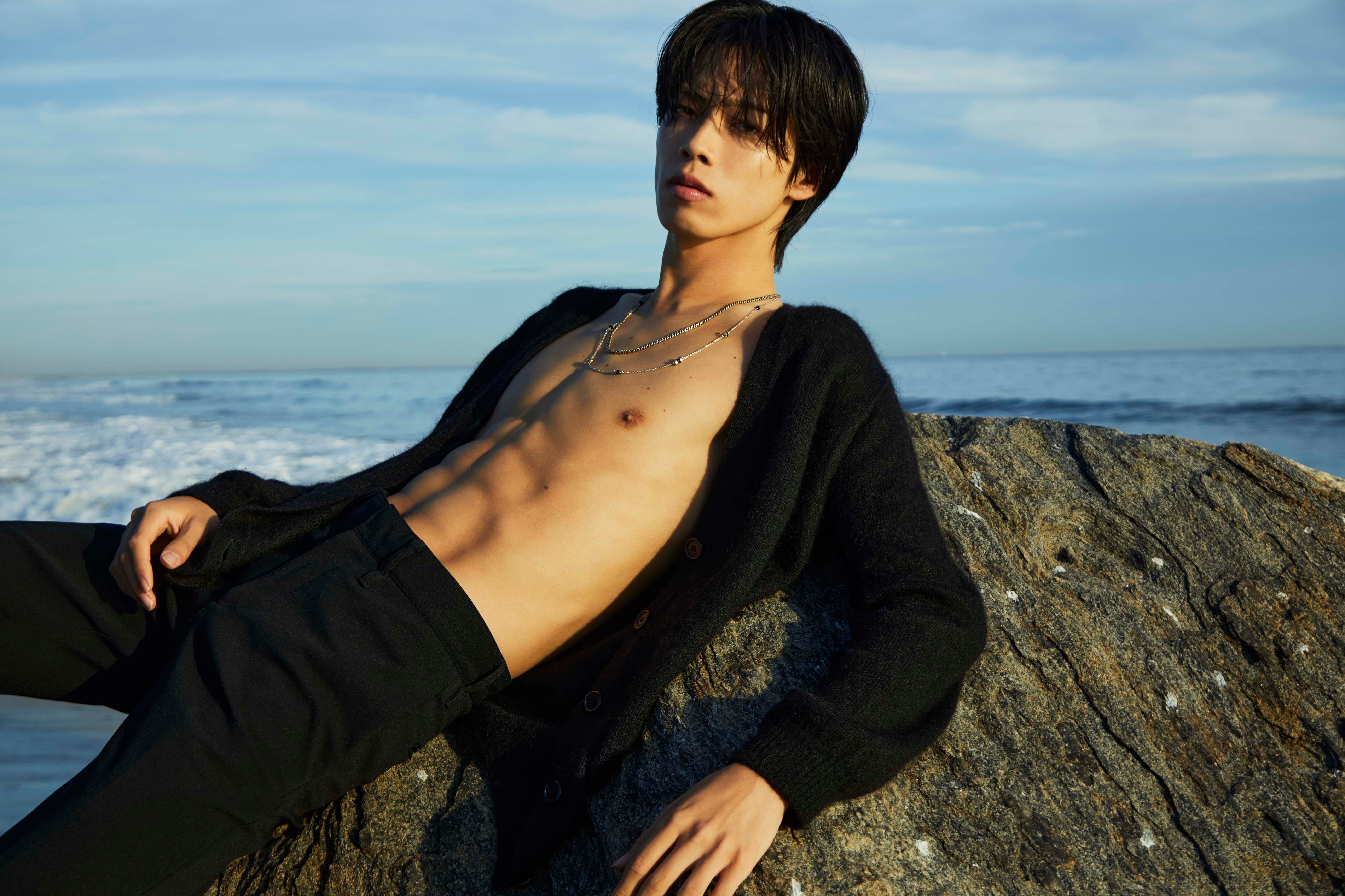 NYで魅せた新境地 コムドットやまと1st写真集『LUCY』1月19日(金)発売