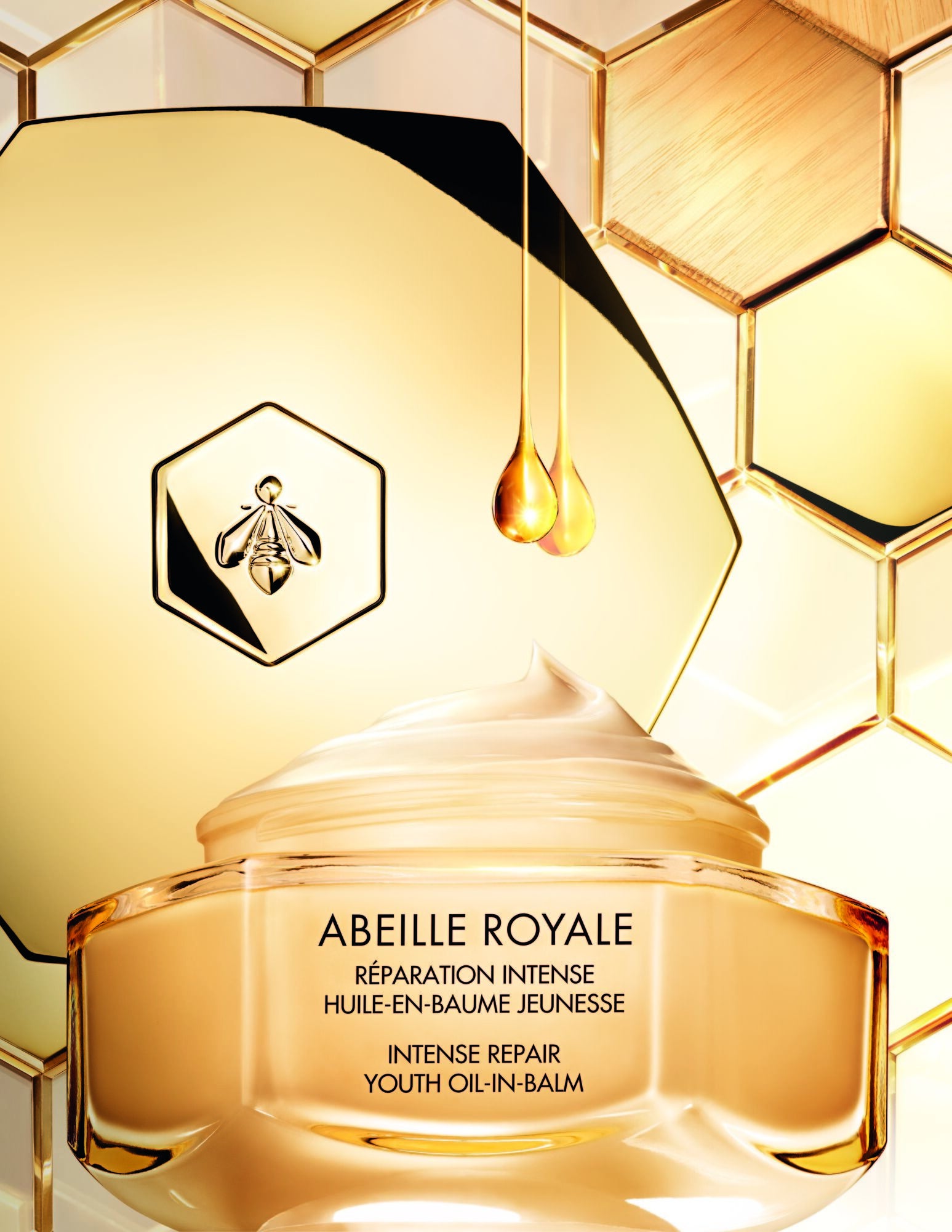 ゲラン】人気スキンケアライン〈アベイユ ロイヤル〉から初のヘア