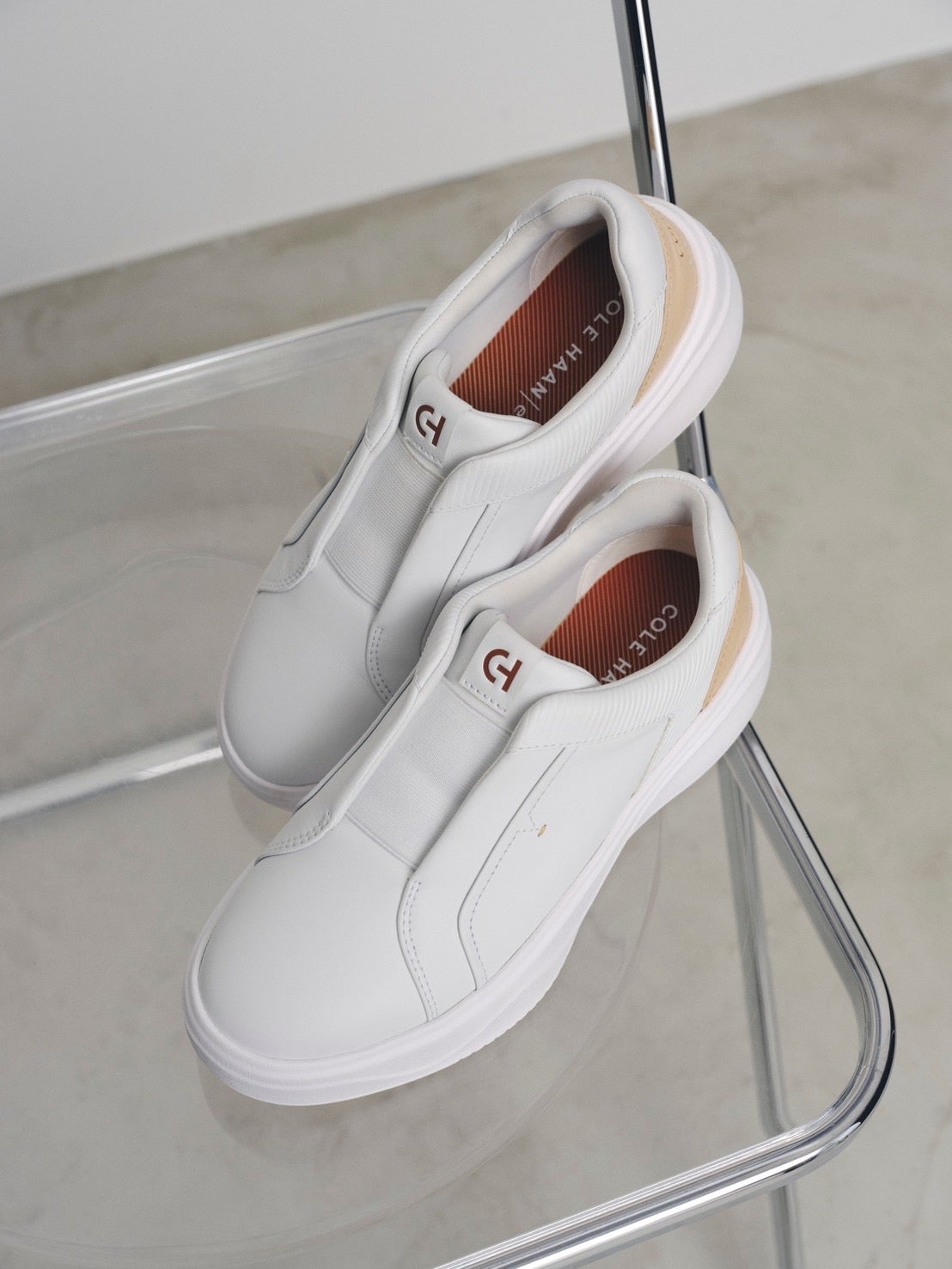 emmi(エミ)】Cole Haanとのコラボレーション！プラットフォーム