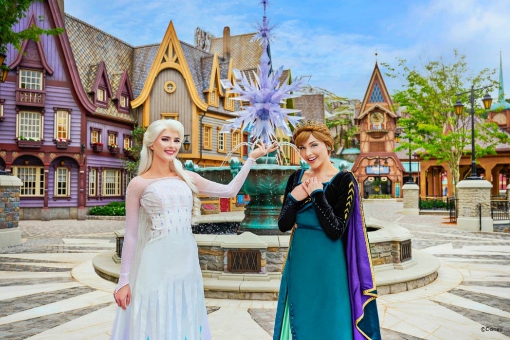 世界初！香港ディズニーランドの「アナと雪の女王」のテーマランド