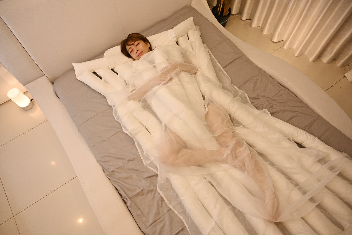 ふとんより、みんな眠れる「うどん」を発売 | 株式会社ゴールデン