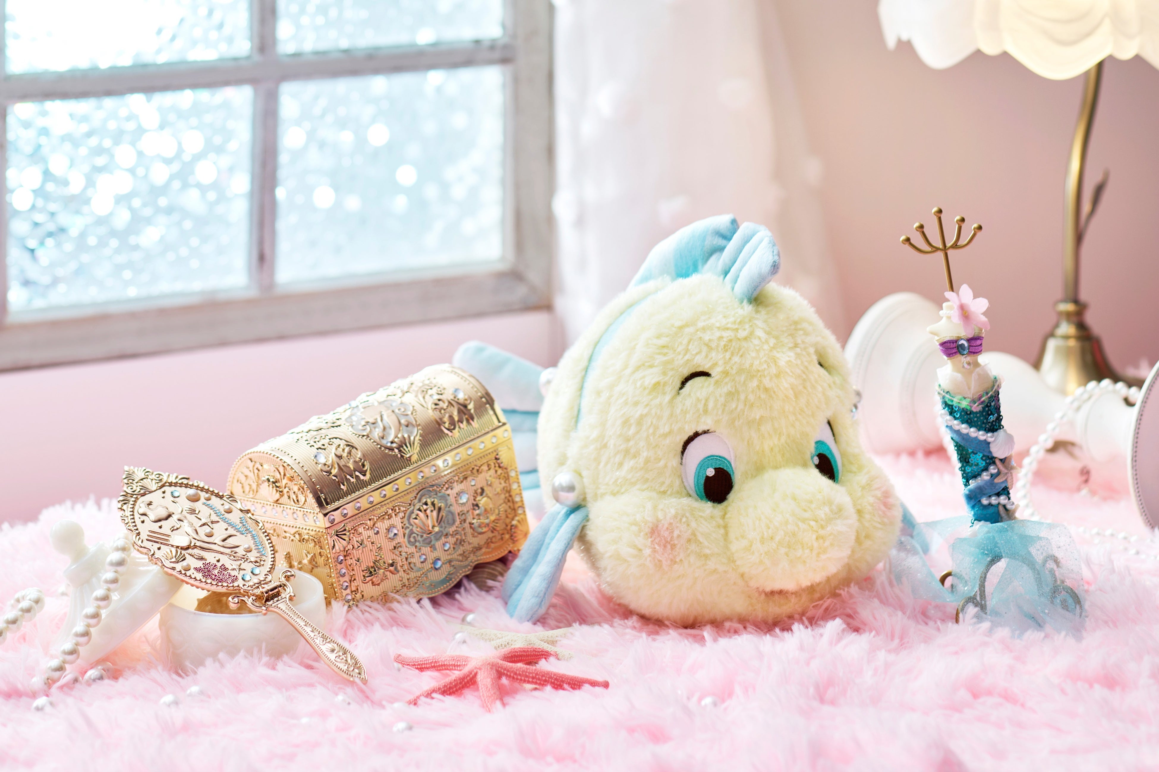 アリエルが暮らす海の中へ！『リトル・マーメイド』の世界観に没入