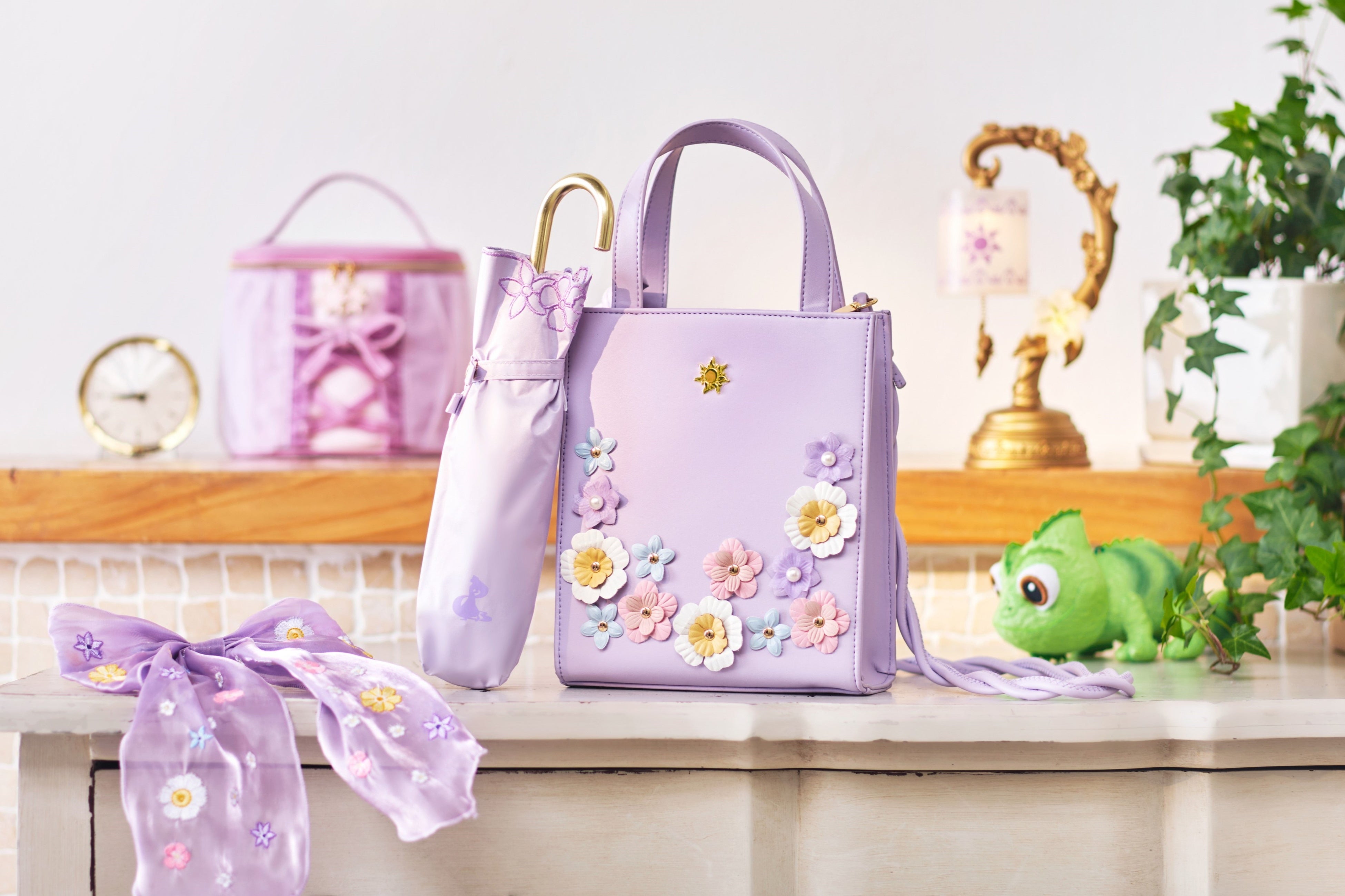 心ときめく『塔の上のラプンツェル』の世界観をあなたの日常に。新