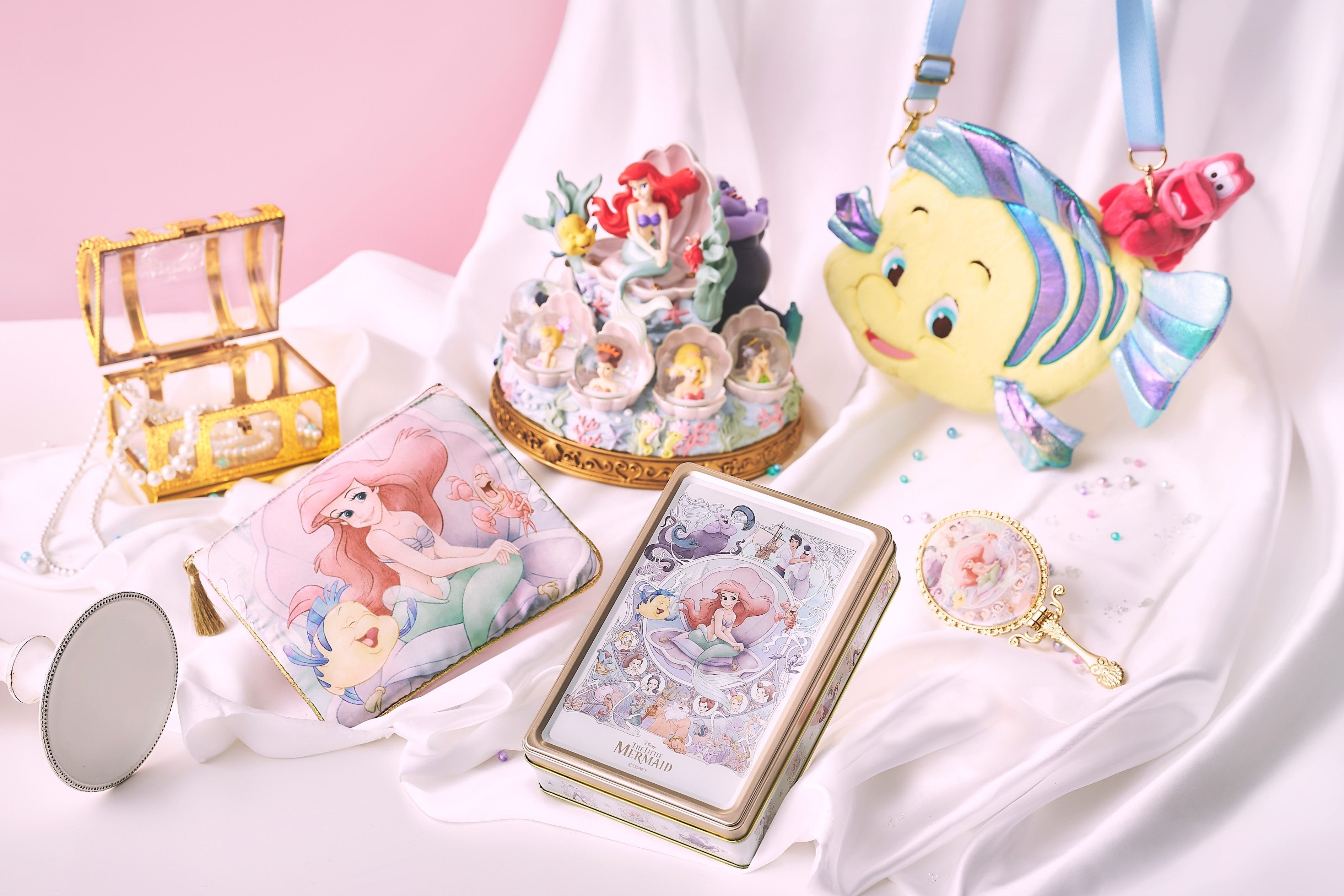 アリエルやフランダー、セバスチャンなど作中のキャラクターたちが