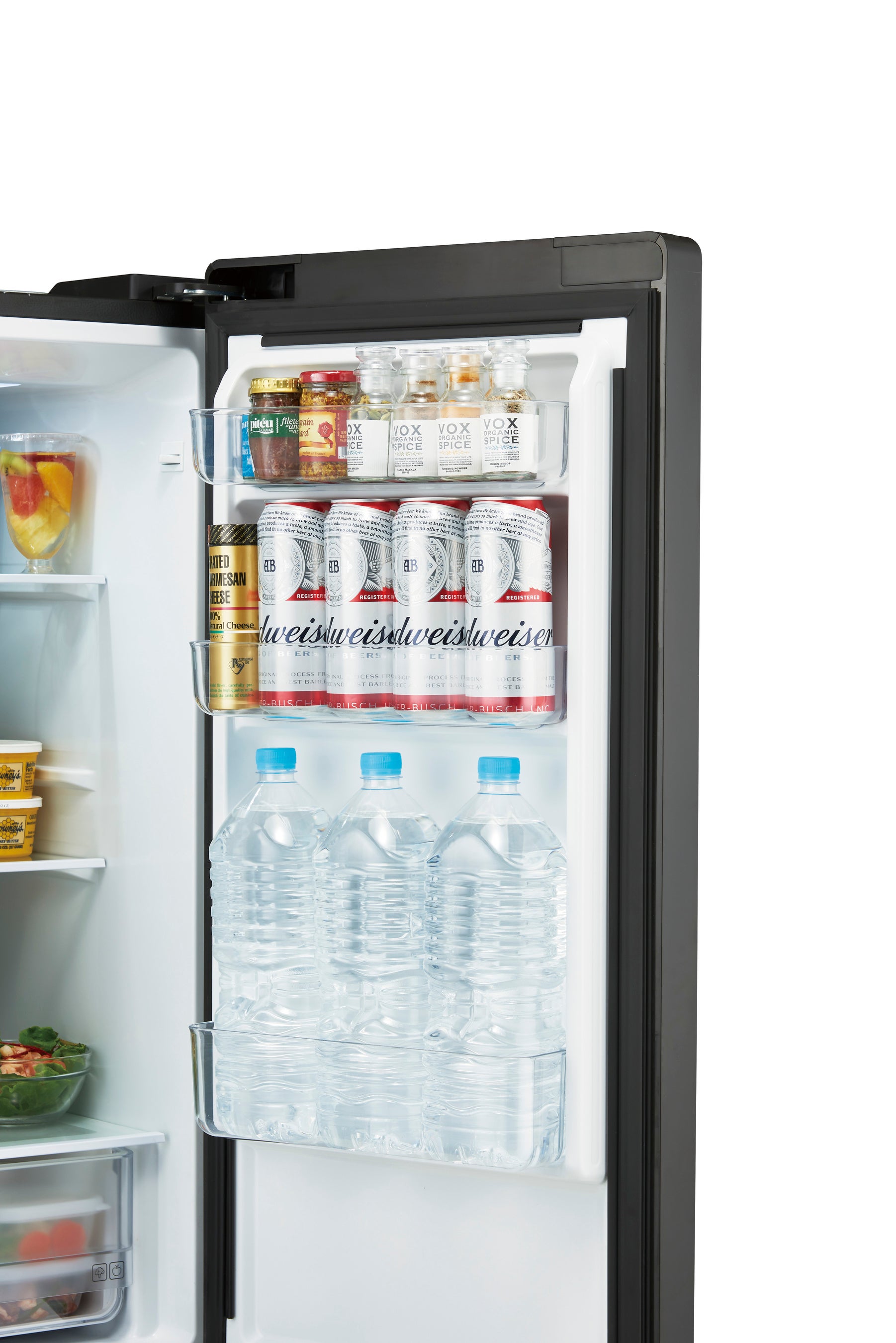 ハイアール、幅約45㎝のスリムボディで壁際にフィット設置が可能な208L