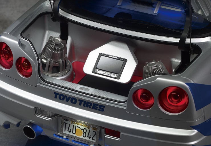 ワイルド・スピードX2』に登場するブライアンの愛車を組み立てる週刊