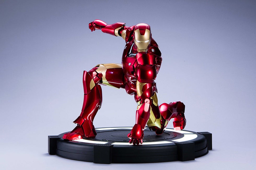 全高約60cmダイキャスト製のビッグスケールフィギュアが約1年で完成