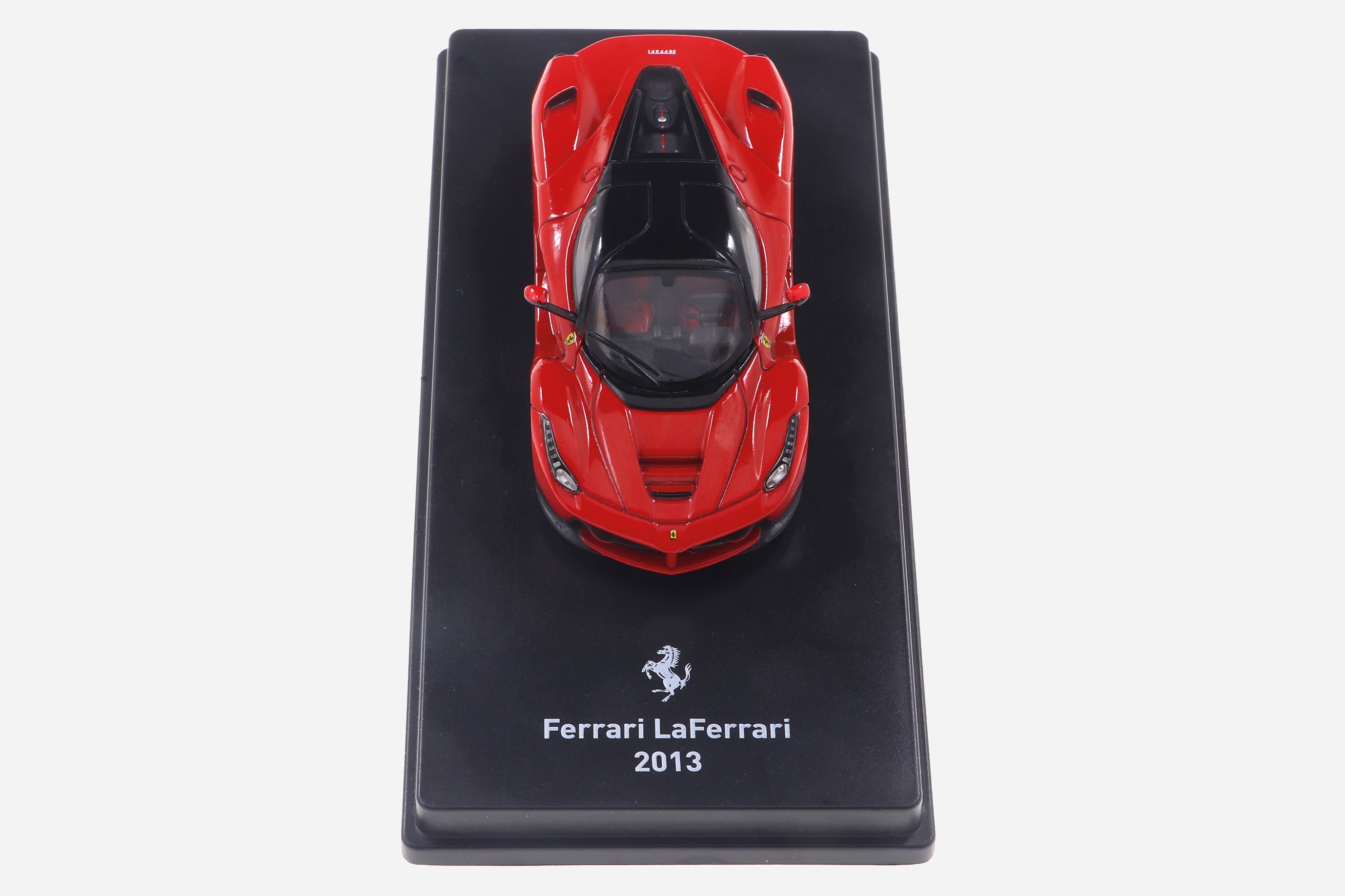 精巧なディテールの1/64スケールで新旧の名車たちを集める『フェラーリ