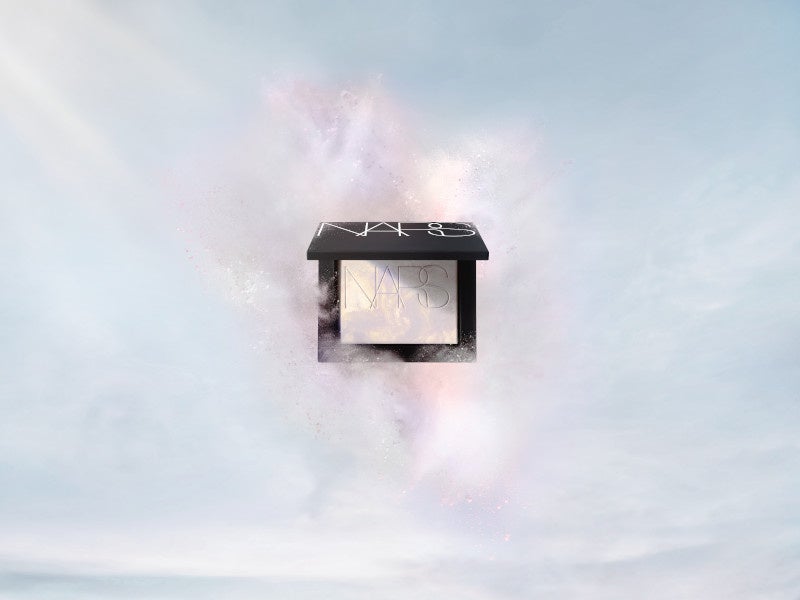 ライトリフレクティング プリズマティックパウダー」に、透明感と上品